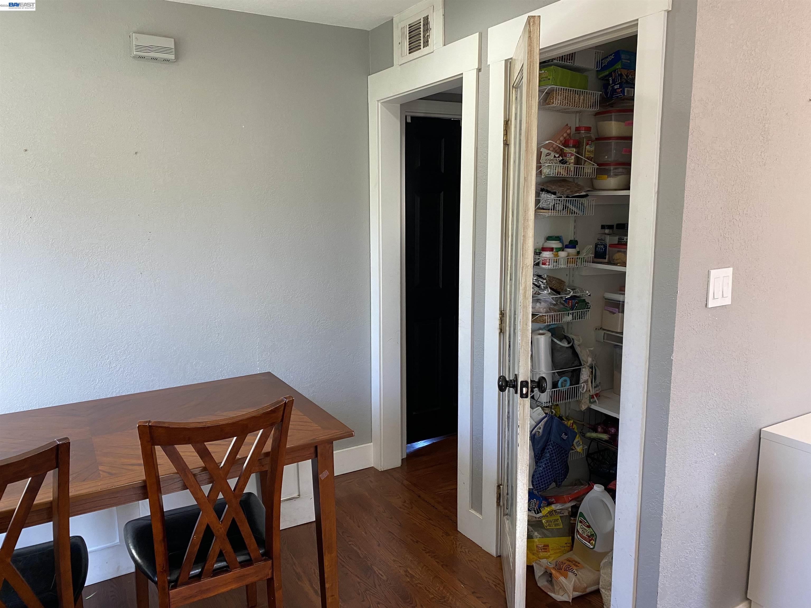 Detail Gallery Image 13 of 34 For 25 Casper St, Milpitas,  CA 95035 - 3 Beds | 2 Baths