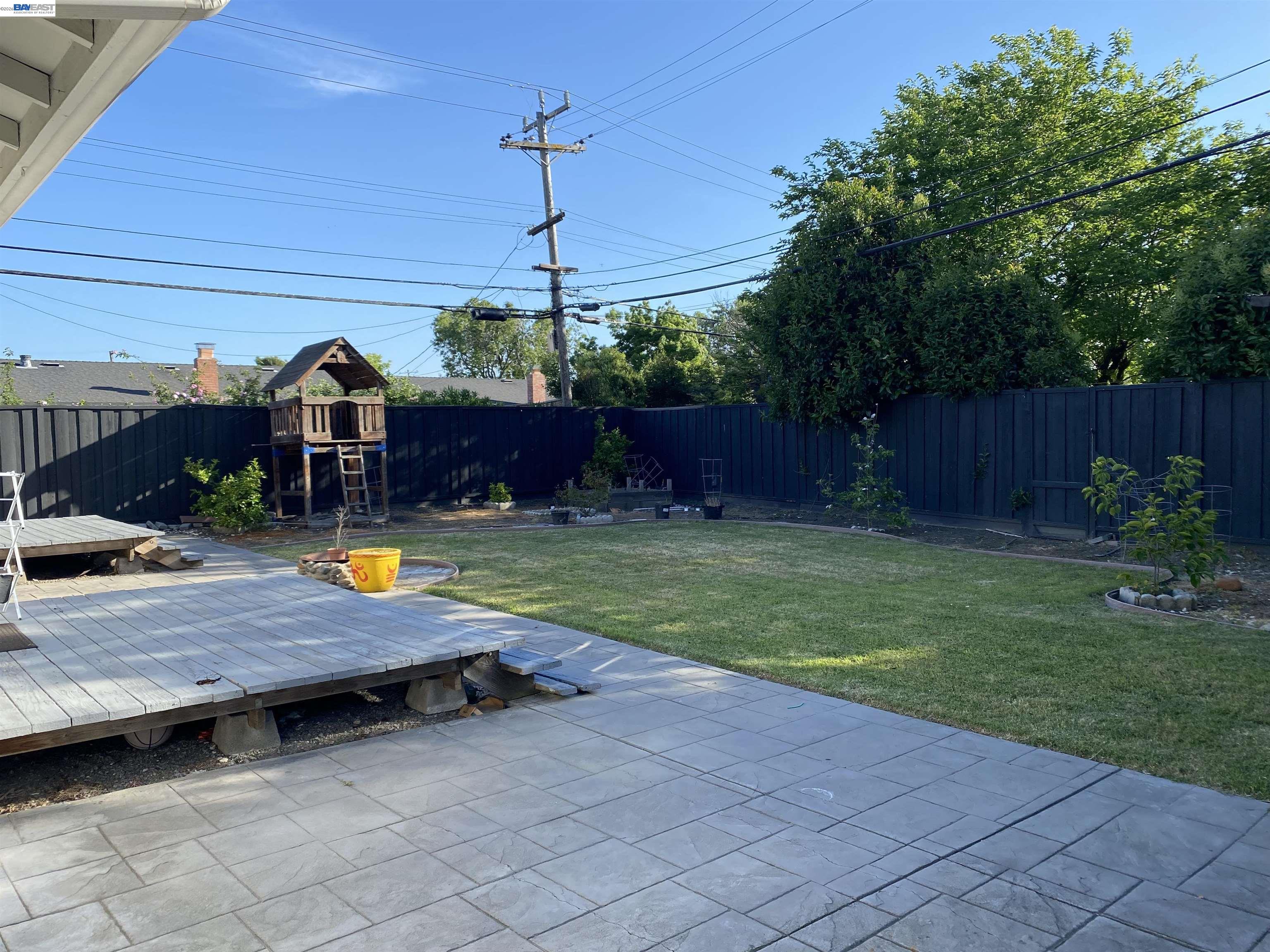 Detail Gallery Image 32 of 34 For 25 Casper St, Milpitas,  CA 95035 - 3 Beds | 2 Baths