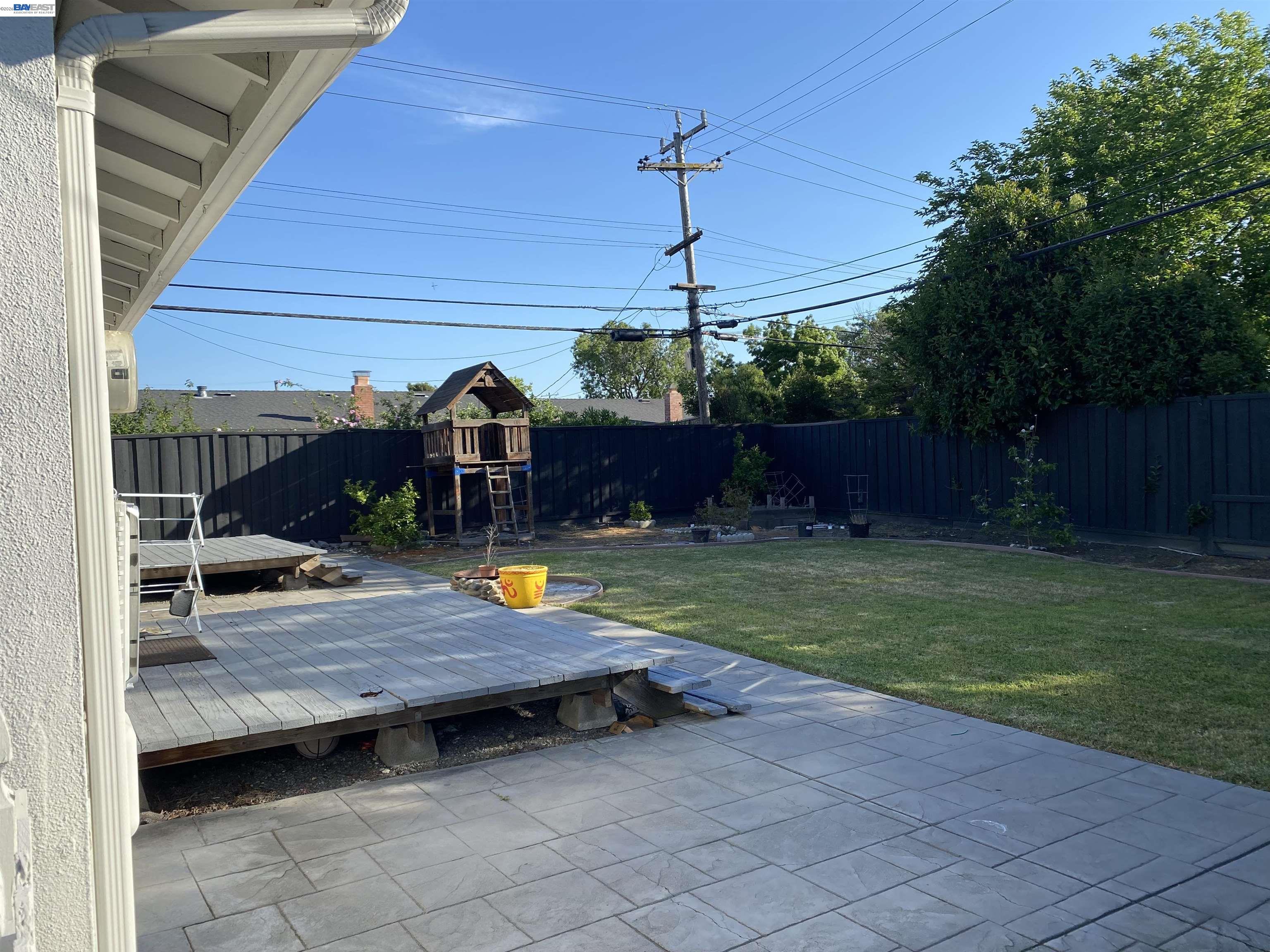 Detail Gallery Image 33 of 34 For 25 Casper St, Milpitas,  CA 95035 - 3 Beds | 2 Baths