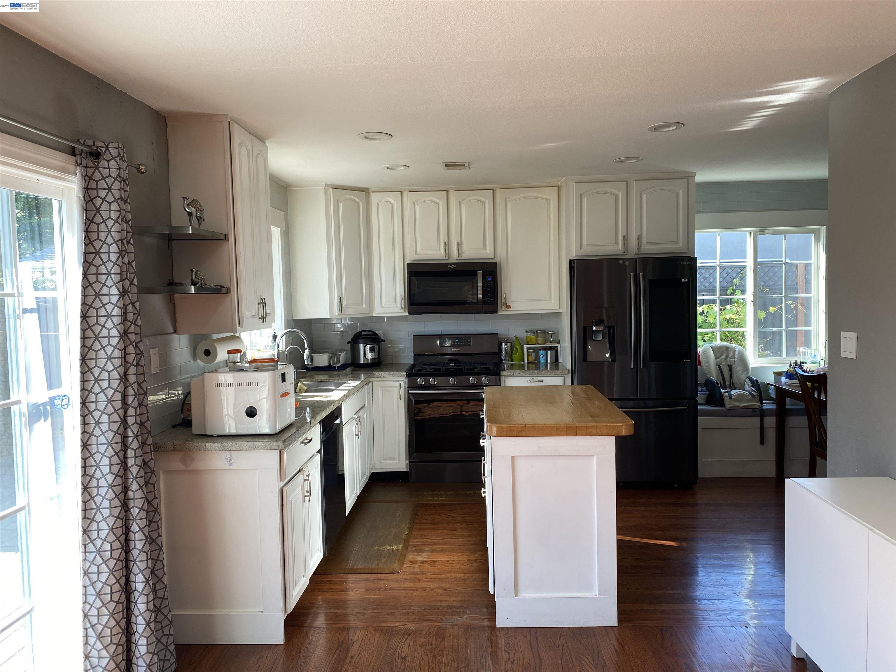 Detail Gallery Image 8 of 34 For 25 Casper St, Milpitas,  CA 95035 - 3 Beds | 2 Baths