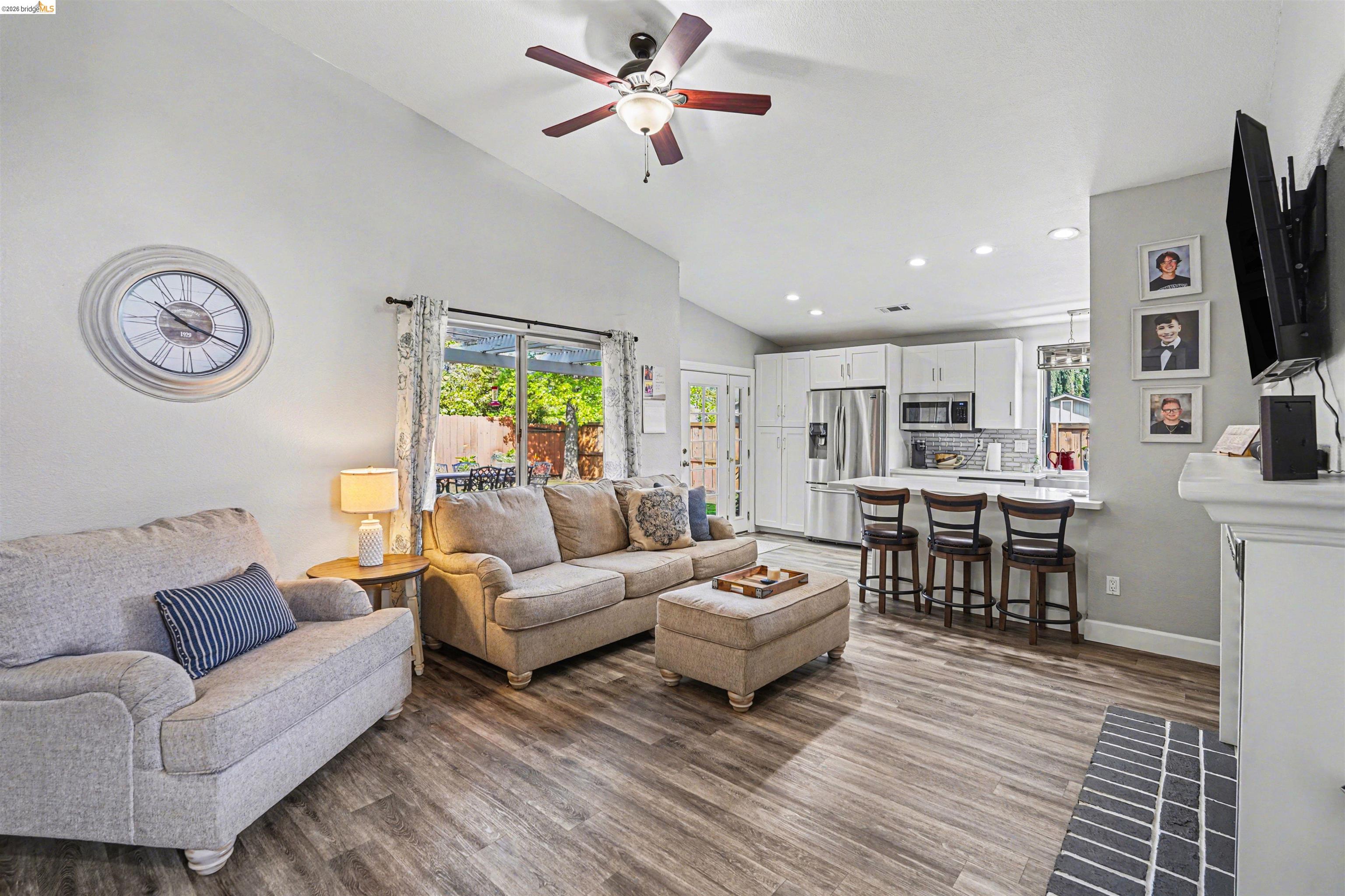 Detail Gallery Image 17 of 41 For 80 Mandeville Ct, Oakley,  CA 94561 - 3 Beds | 2 Baths