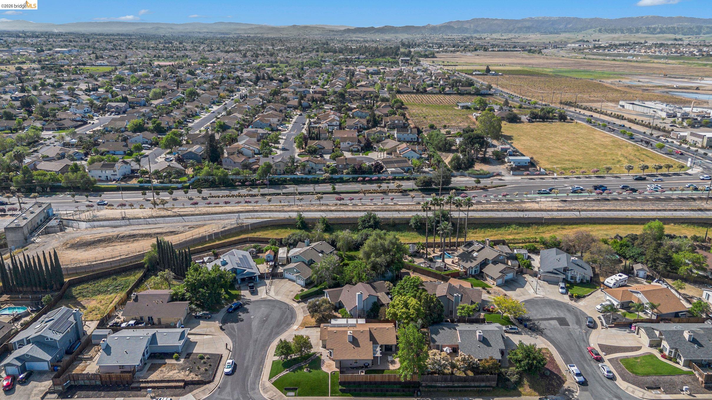 Detail Gallery Image 33 of 41 For 80 Mandeville Ct, Oakley,  CA 94561 - 3 Beds | 2 Baths