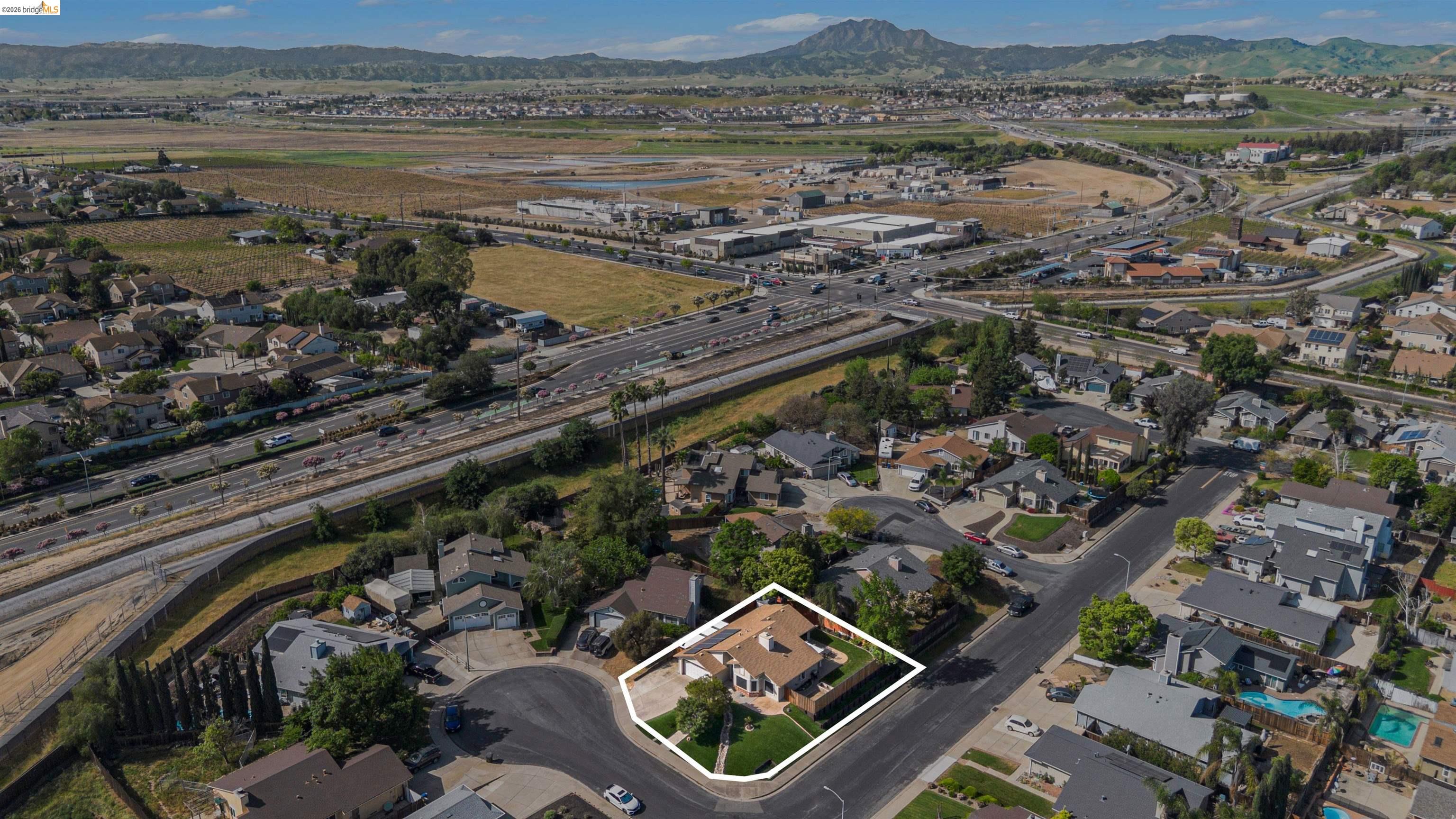 Detail Gallery Image 38 of 41 For 80 Mandeville Ct, Oakley,  CA 94561 - 3 Beds | 2 Baths