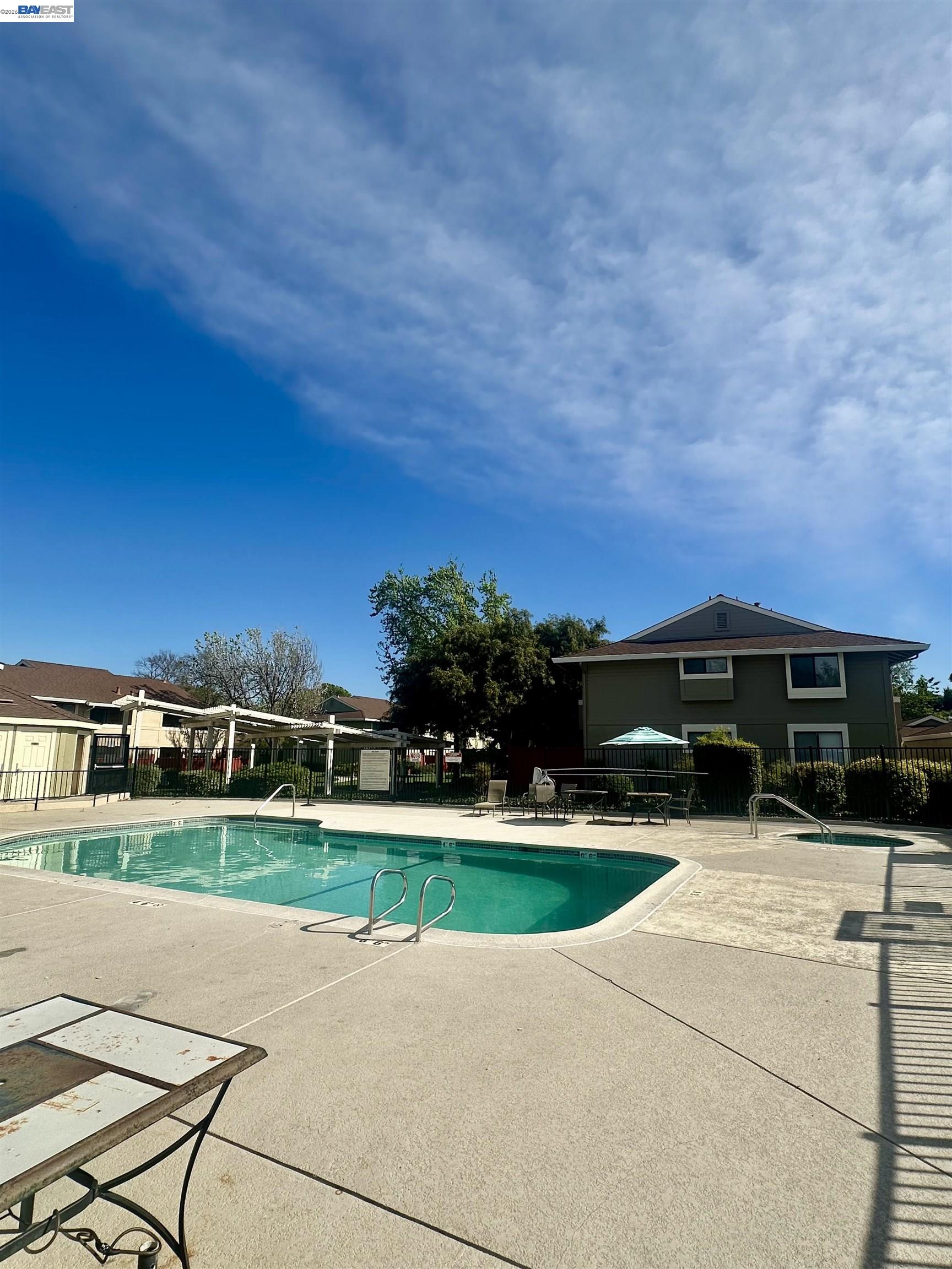 Detail Gallery Image 25 of 31 For 7642 Arbor Creek Circle, Dublin,  CA 94568-2261 - 3 Beds | 3 Baths