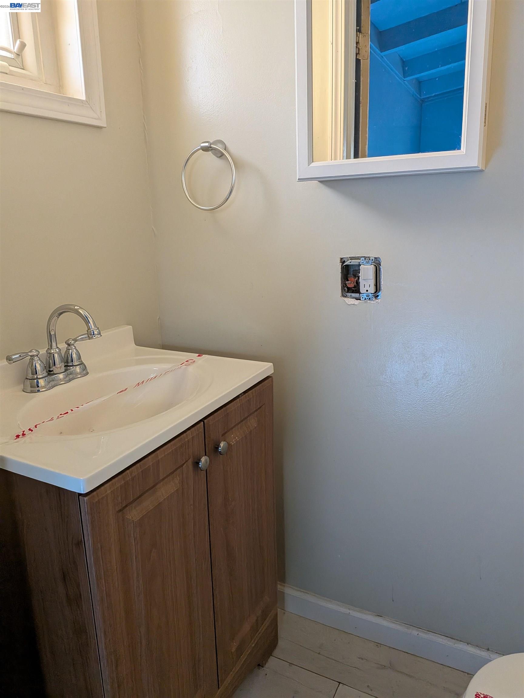 Detail Gallery Image 14 of 32 For 2315 Ralmar Ave, East Palo Alto,  CA 94303 - 3 Beds | 1/1 Baths