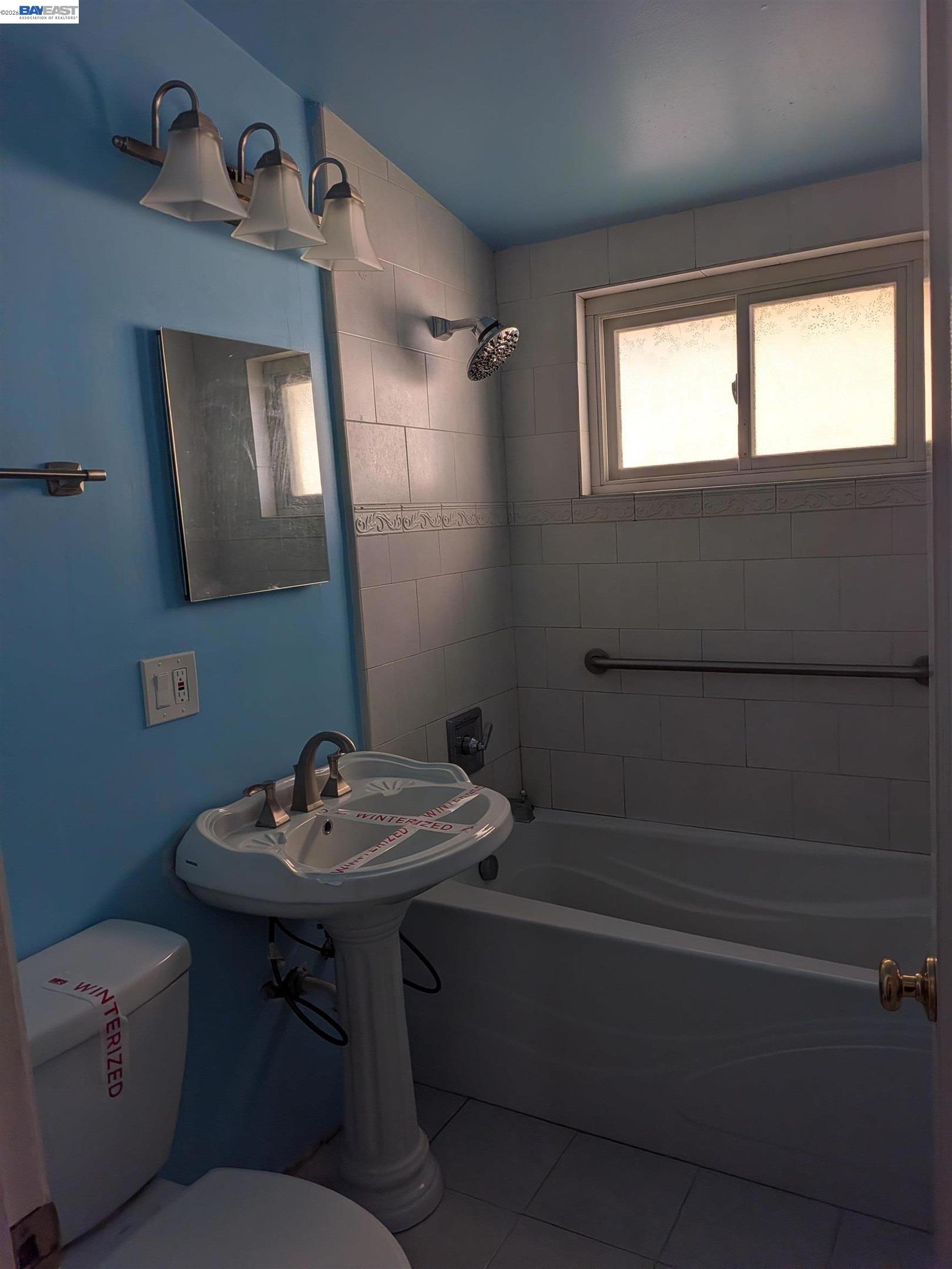 Detail Gallery Image 21 of 32 For 2315 Ralmar Ave, East Palo Alto,  CA 94303 - 3 Beds | 1/1 Baths