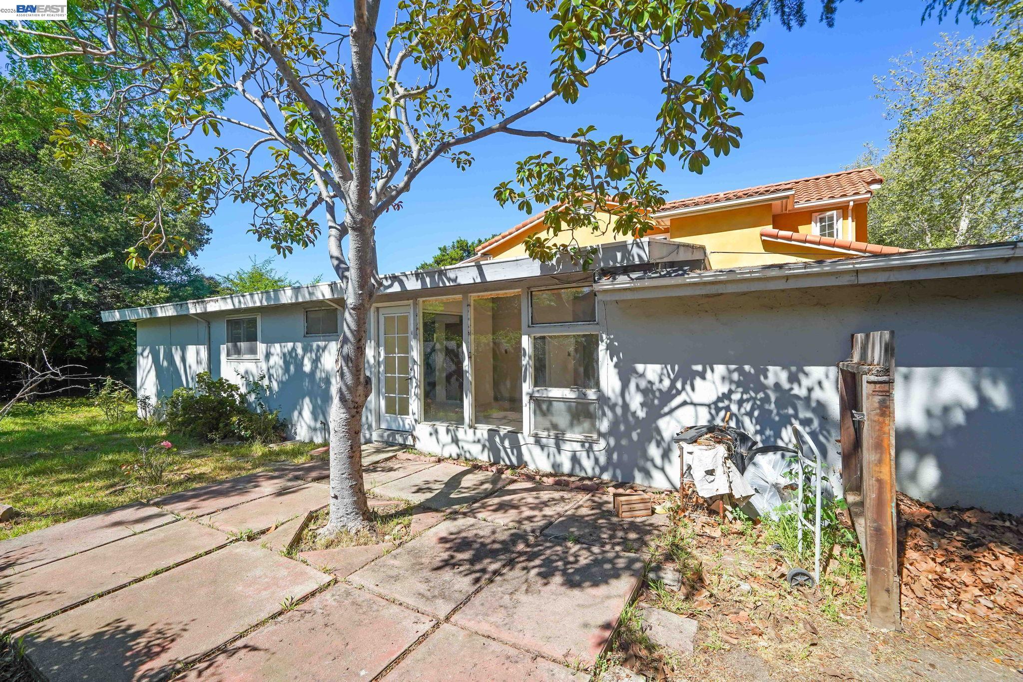 Detail Gallery Image 28 of 30 For 2315 Ralmar Ave, East Palo Alto,  CA 94303 - 3 Beds | 1/1 Baths