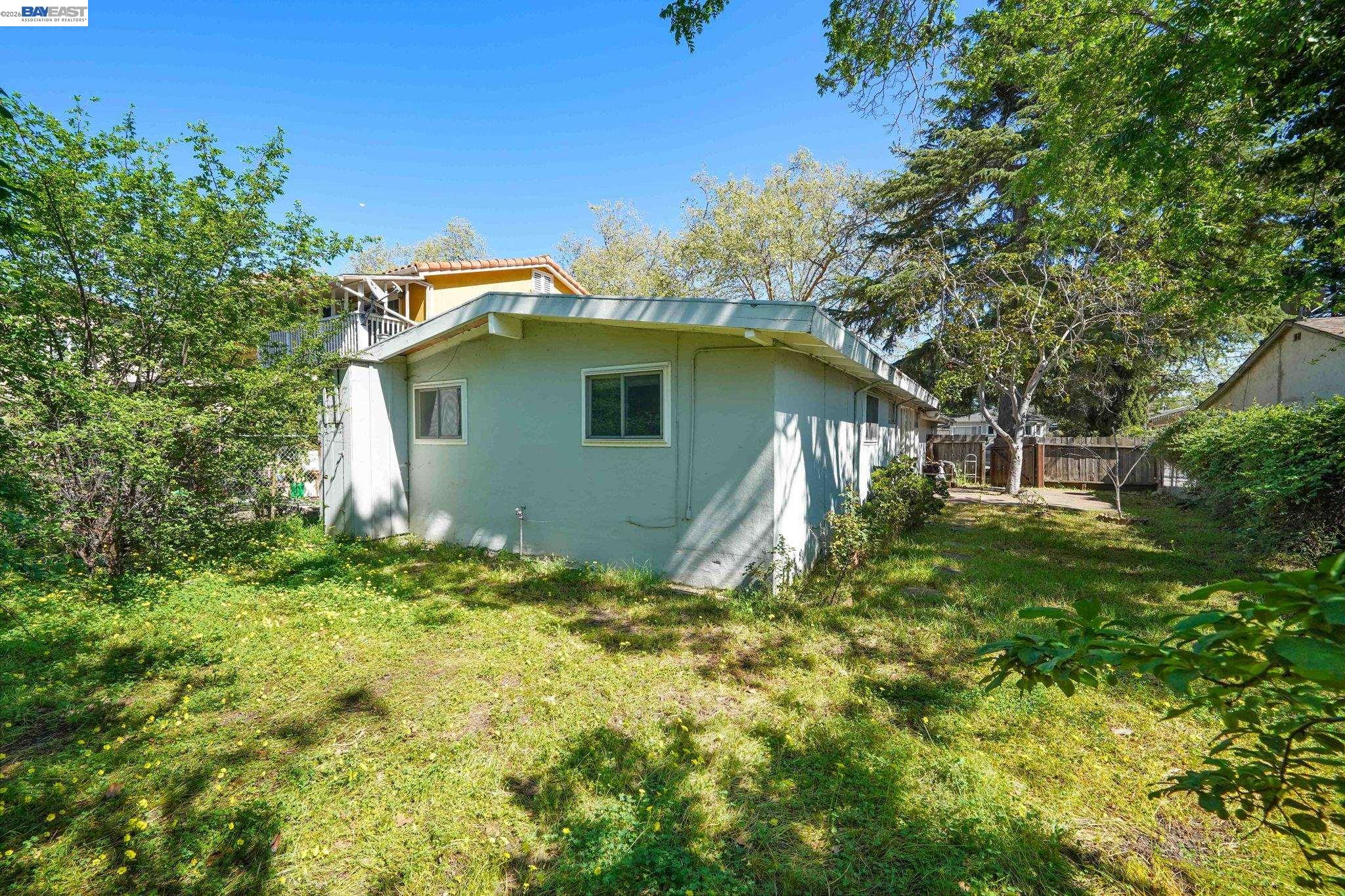 Detail Gallery Image 29 of 30 For 2315 Ralmar Ave, East Palo Alto,  CA 94303 - 3 Beds | 1/1 Baths