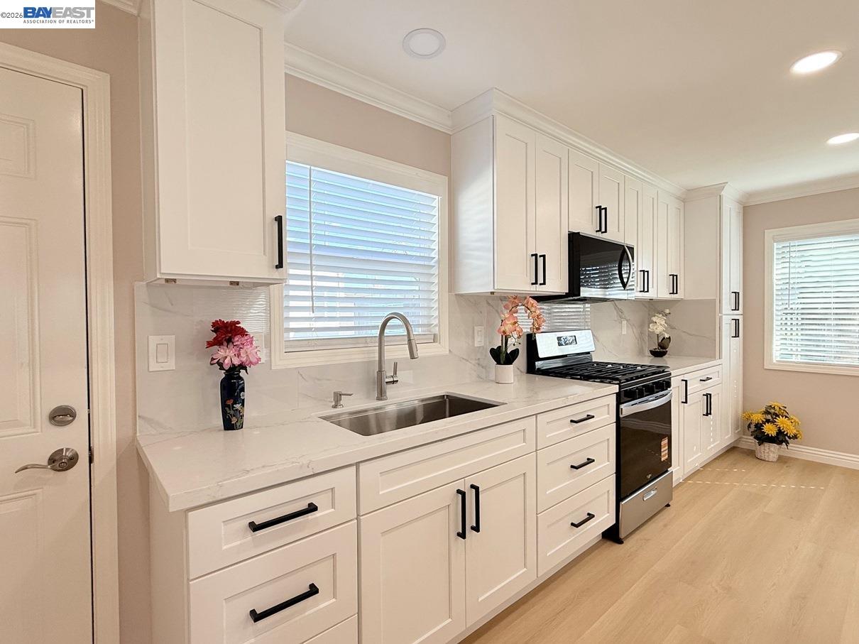 Detail Gallery Image 5 of 60 For 312 Winnipeg Green, Fremont,  CA 94538 - 3 Beds | 2 Baths