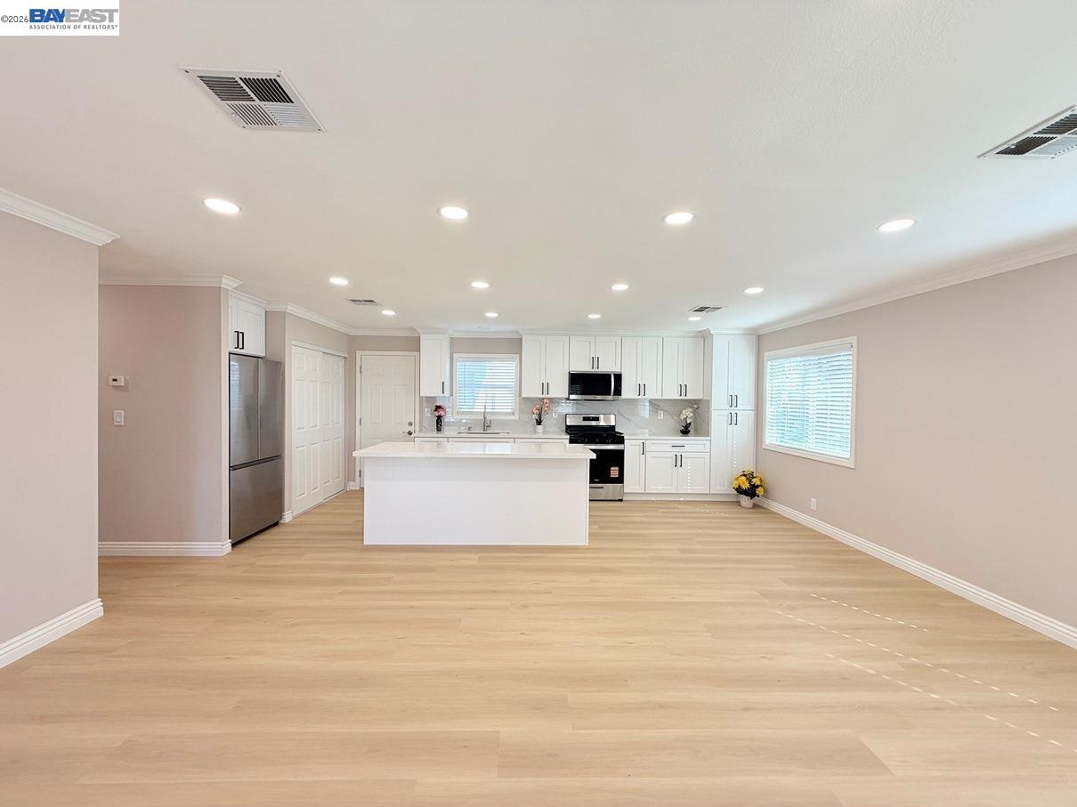 Detail Gallery Image 8 of 60 For 312 Winnipeg Green, Fremont,  CA 94538 - 3 Beds | 2 Baths