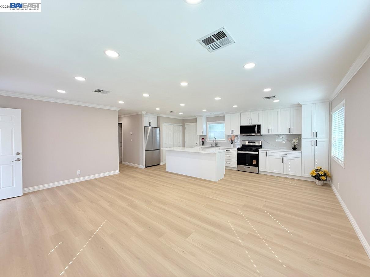 Detail Gallery Image 9 of 60 For 312 Winnipeg Green, Fremont,  CA 94538 - 3 Beds | 2 Baths