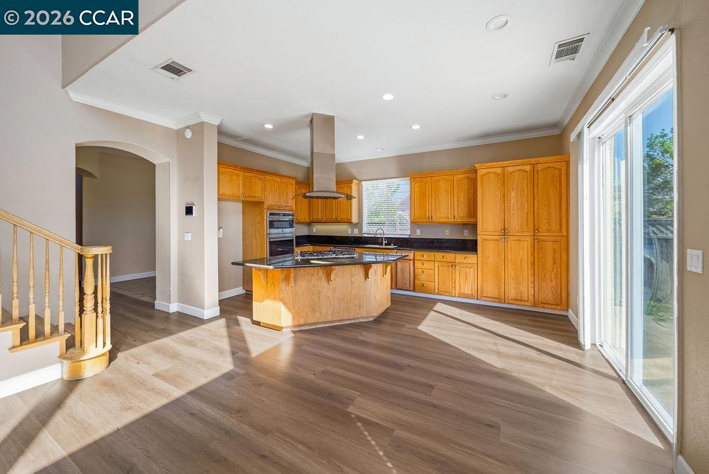 Detail Gallery Image 15 of 41 For 4855 Greencastle Way, Antioch,  CA 94531 - 5 Beds | 3 Baths