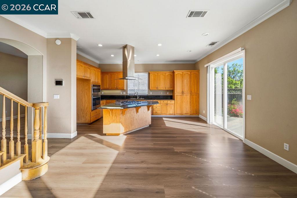 Detail Gallery Image 16 of 41 For 4855 Greencastle Way, Antioch,  CA 94531 - 5 Beds | 3 Baths