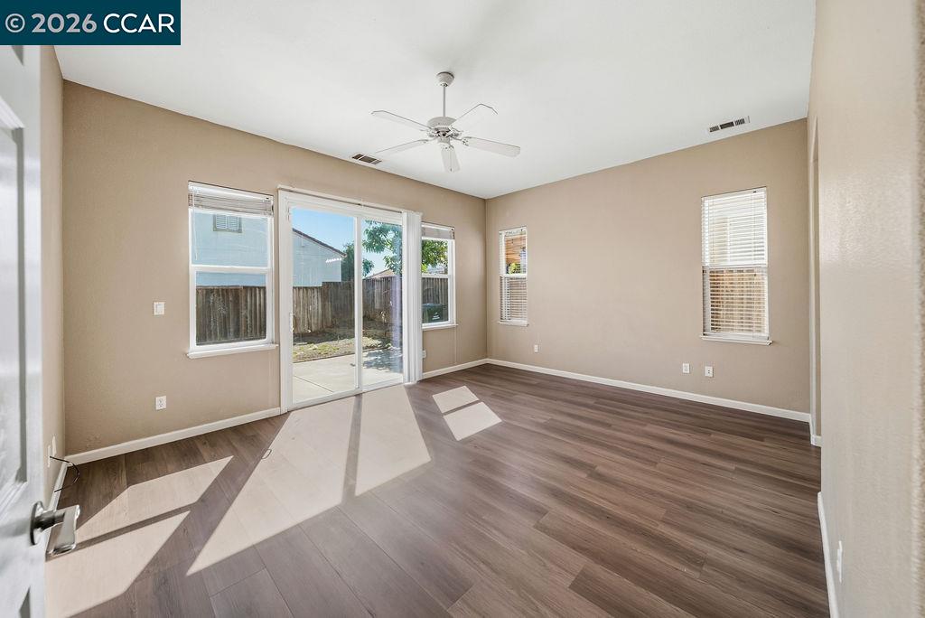 Detail Gallery Image 22 of 41 For 4855 Greencastle Way, Antioch,  CA 94531 - 5 Beds | 3 Baths