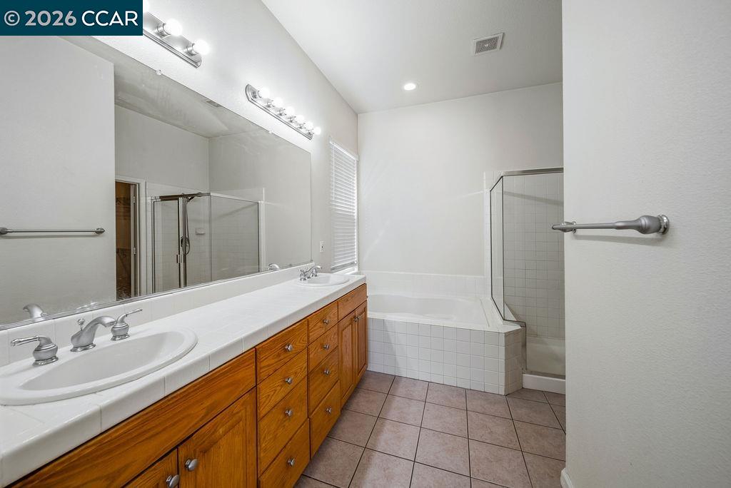 Detail Gallery Image 24 of 41 For 4855 Greencastle Way, Antioch,  CA 94531 - 5 Beds | 3 Baths