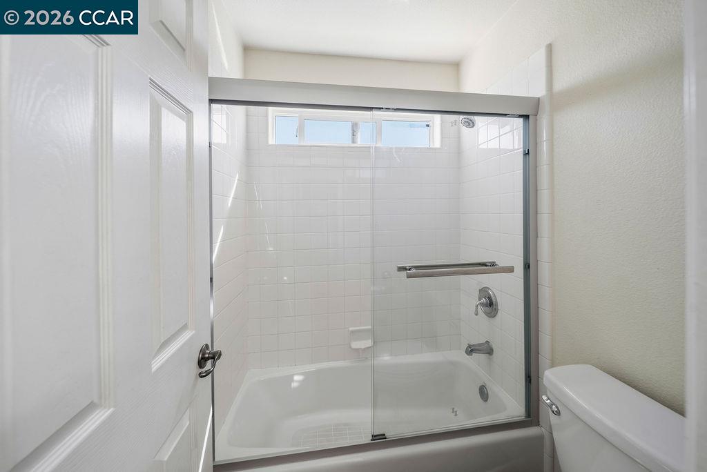 Detail Gallery Image 28 of 41 For 4855 Greencastle Way, Antioch,  CA 94531 - 5 Beds | 3 Baths