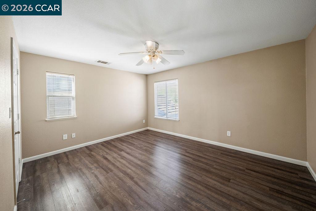 Detail Gallery Image 32 of 41 For 4855 Greencastle Way, Antioch,  CA 94531 - 5 Beds | 3 Baths