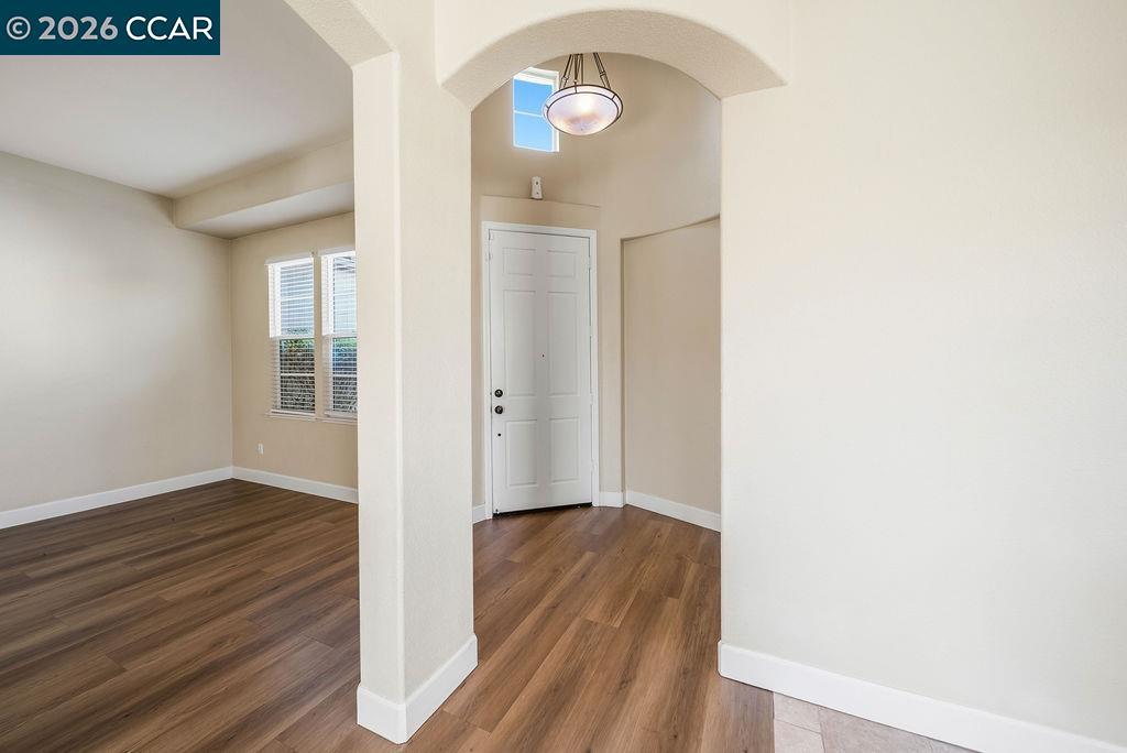 Detail Gallery Image 10 of 41 For 4855 Greencastle Way, Antioch,  CA 94531 - 5 Beds | 3 Baths