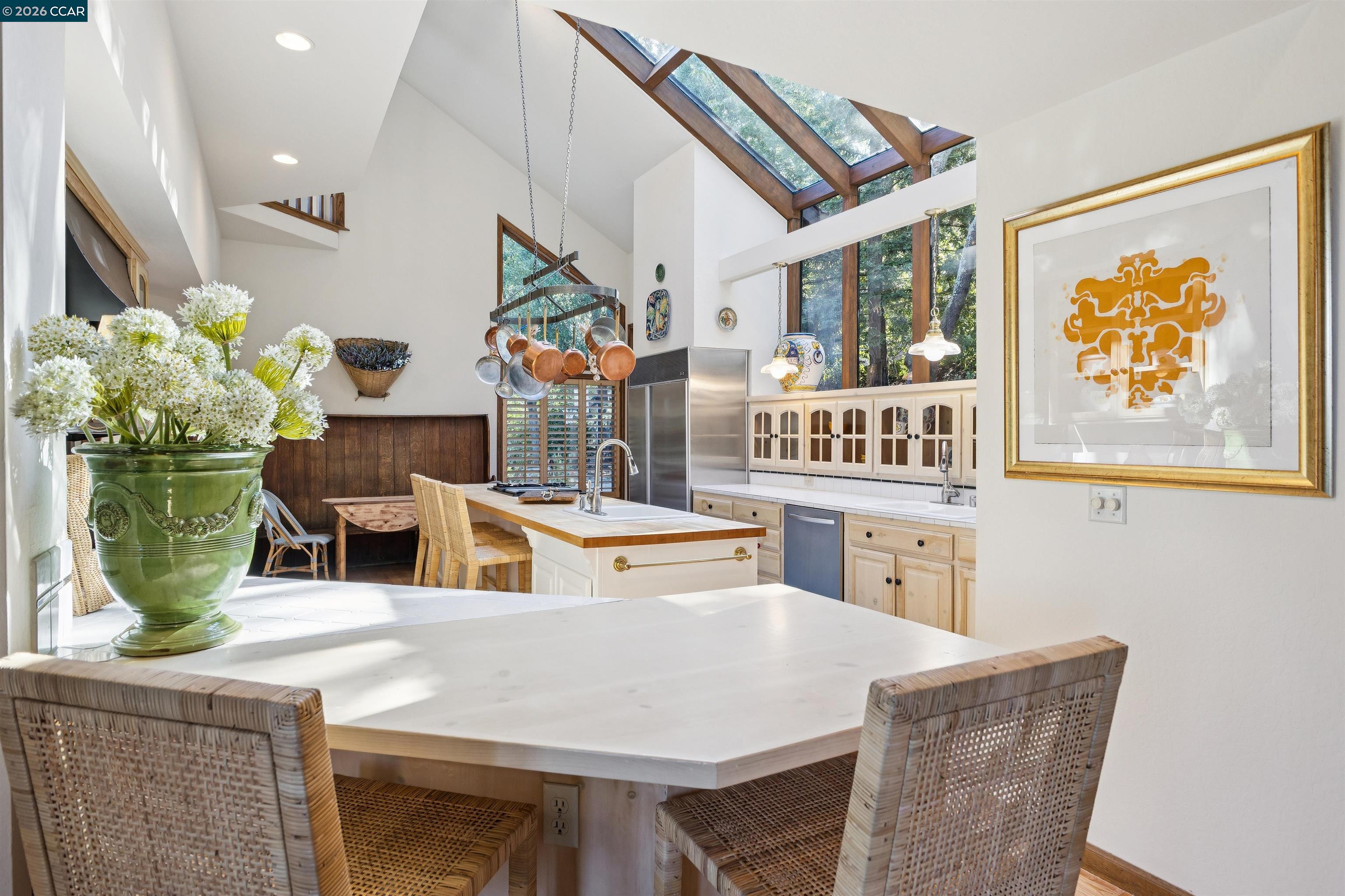 Detail Gallery Image 12 of 36 For 85 La Cuesta Rd., Orinda,  CA 94563 - 4 Beds | 3/1 Baths