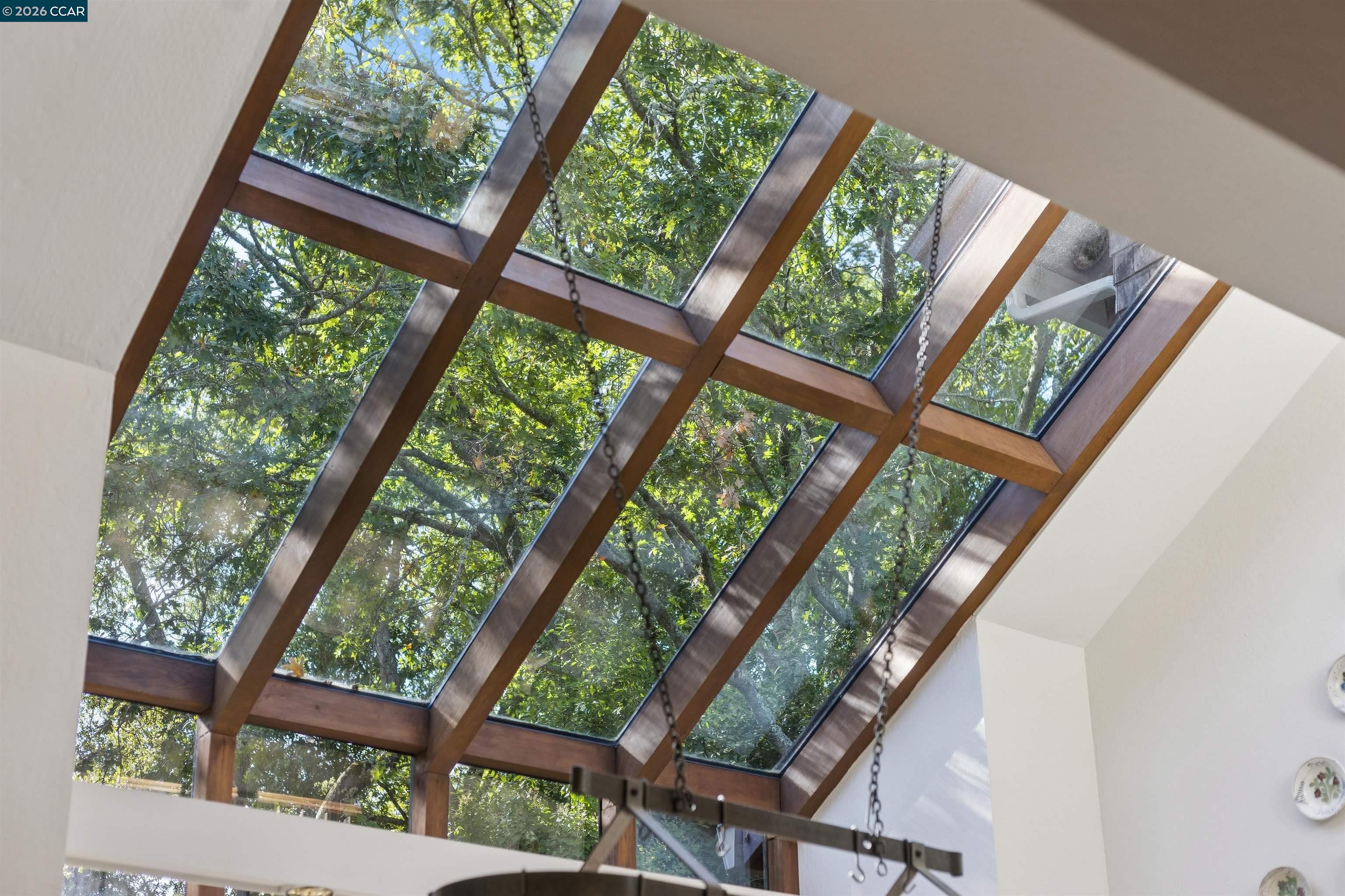 Detail Gallery Image 13 of 36 For 85 La Cuesta Rd., Orinda,  CA 94563 - 4 Beds | 3/1 Baths