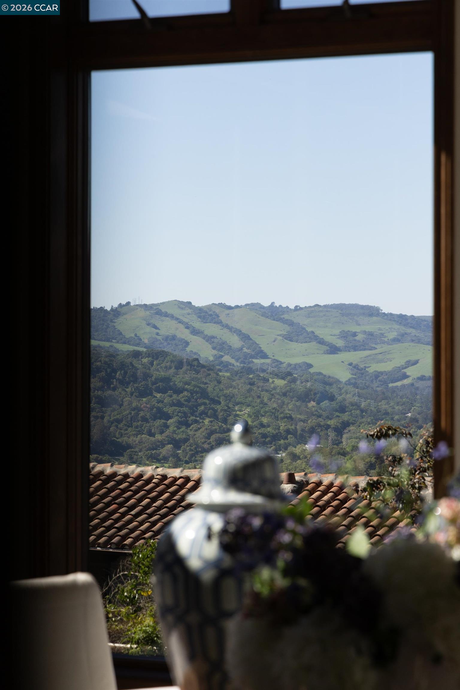 Detail Gallery Image 8 of 36 For 85 La Cuesta Rd., Orinda,  CA 94563 - 4 Beds | 3/1 Baths