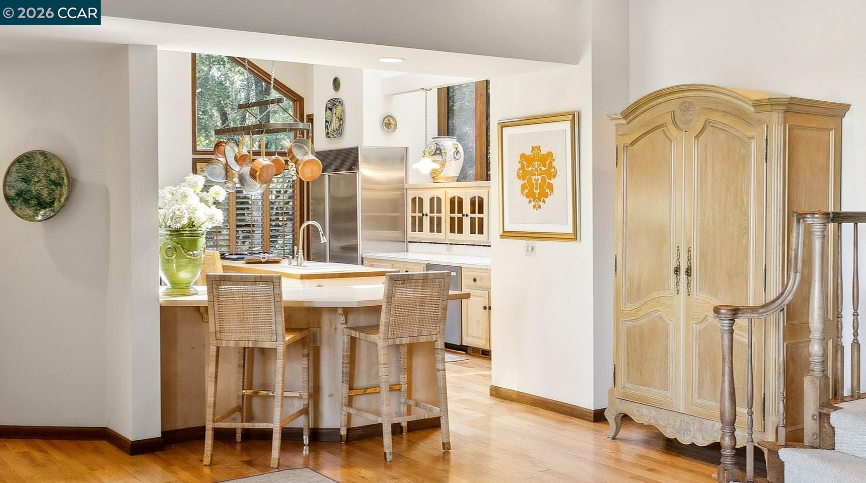 Detail Gallery Image 10 of 36 For 85 La Cuesta Rd., Orinda,  CA 94563 - 4 Beds | 3/1 Baths