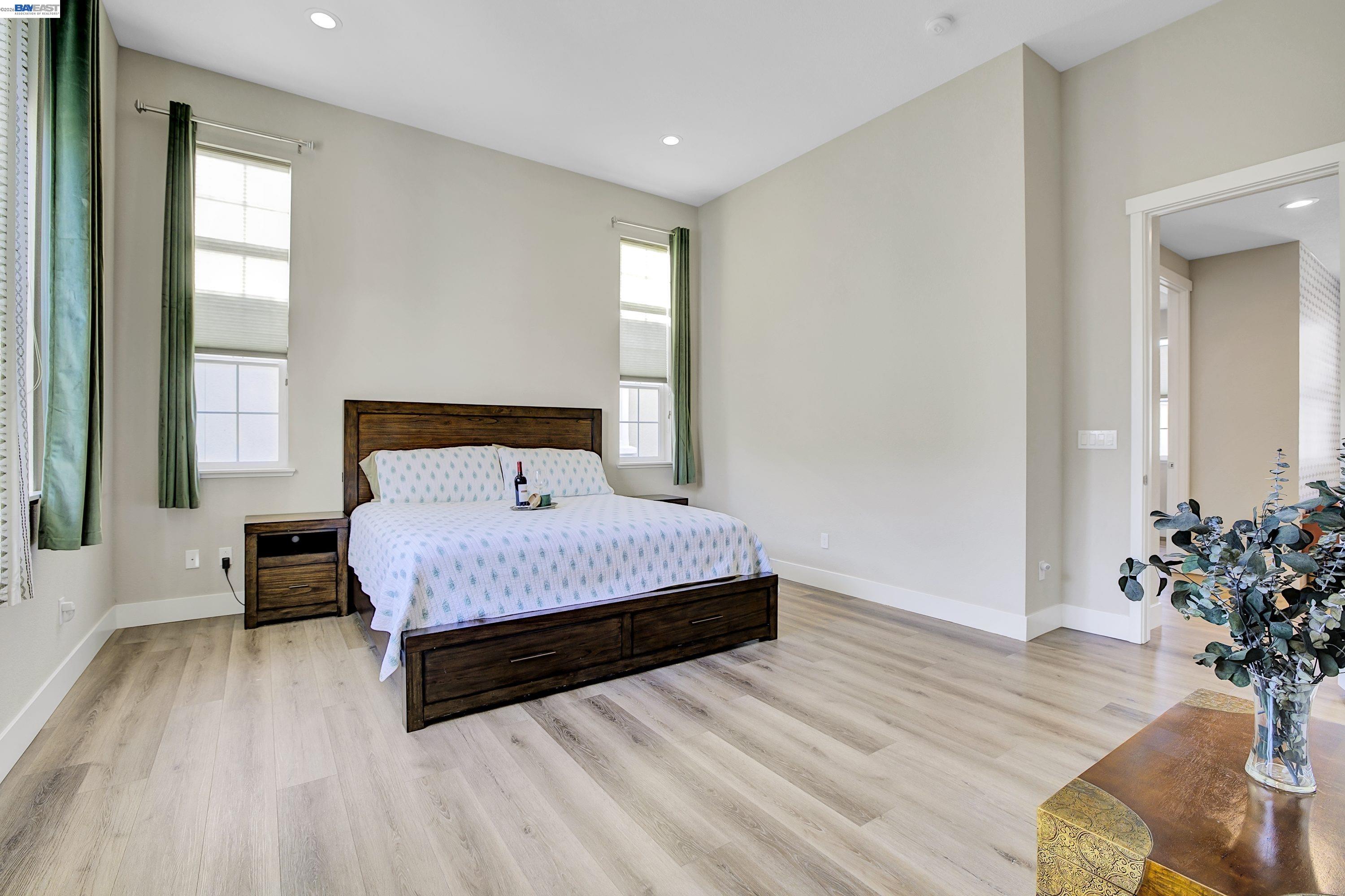 Detail Gallery Image 7 of 39 For 37515 Sea Bank St, Newark,  CA 94560 - 4 Beds | 3 Baths