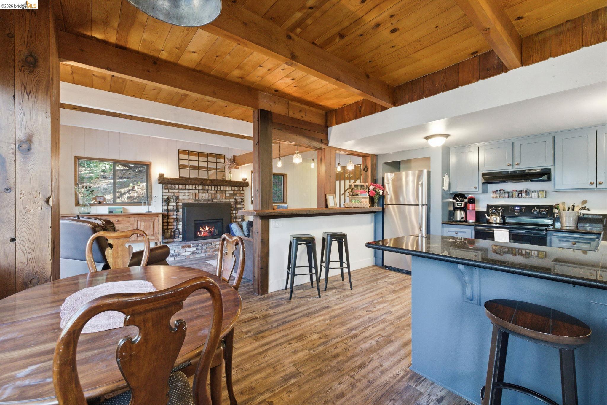 Detail Gallery Image 10 of 42 For 1273 Lilac Dr, Arnold,  CA 95223 - 3 Beds | 2/1 Baths