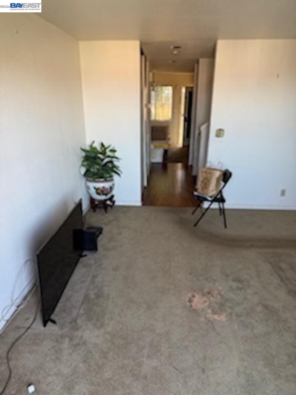 Detail Gallery Image 15 of 20 For 11 Rebecca Ln, San Francisco,  CA 94124 - 2 Beds | 2 Baths