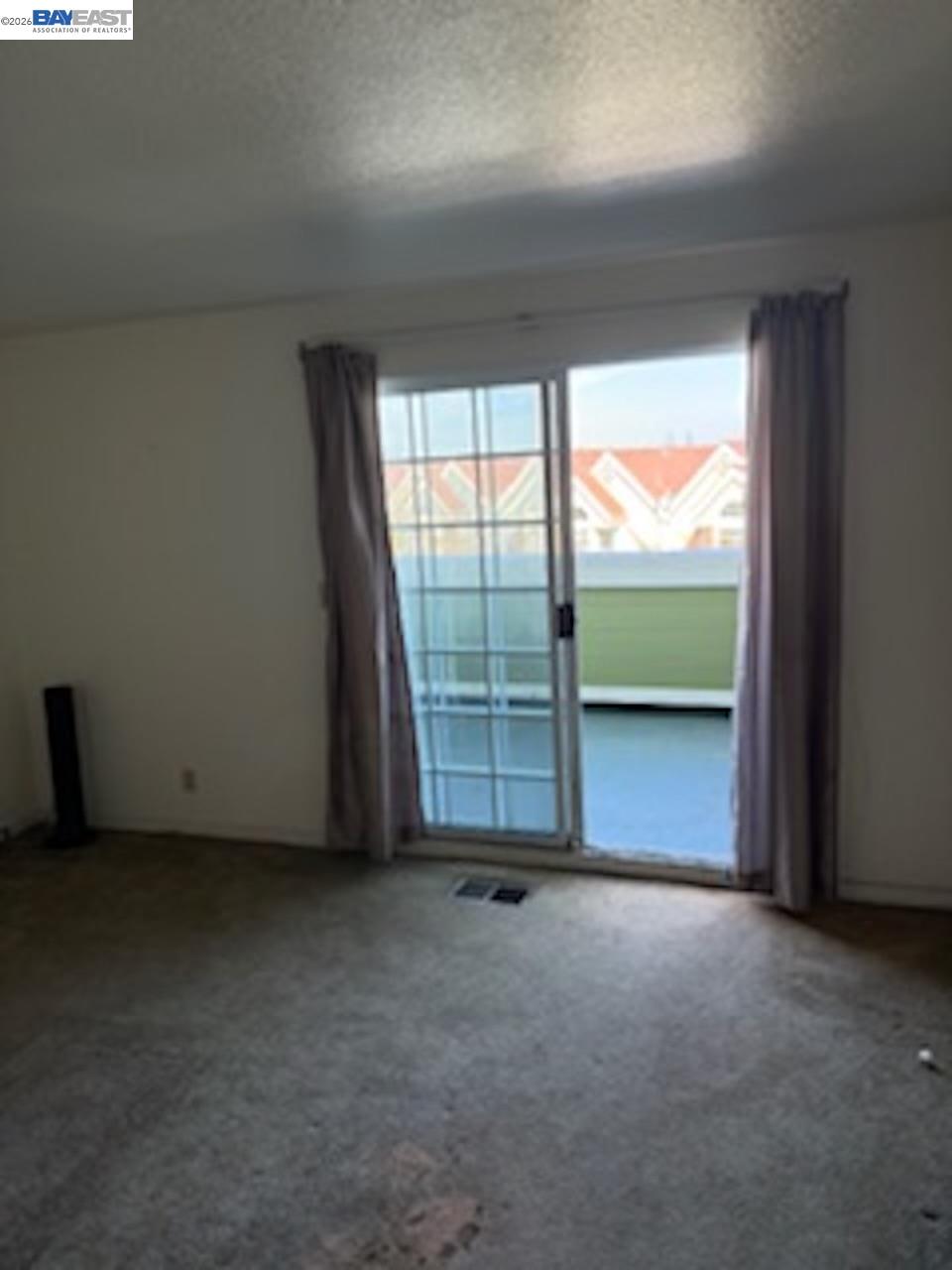 Detail Gallery Image 19 of 20 For 11 Rebecca Ln, San Francisco,  CA 94124 - 2 Beds | 2 Baths