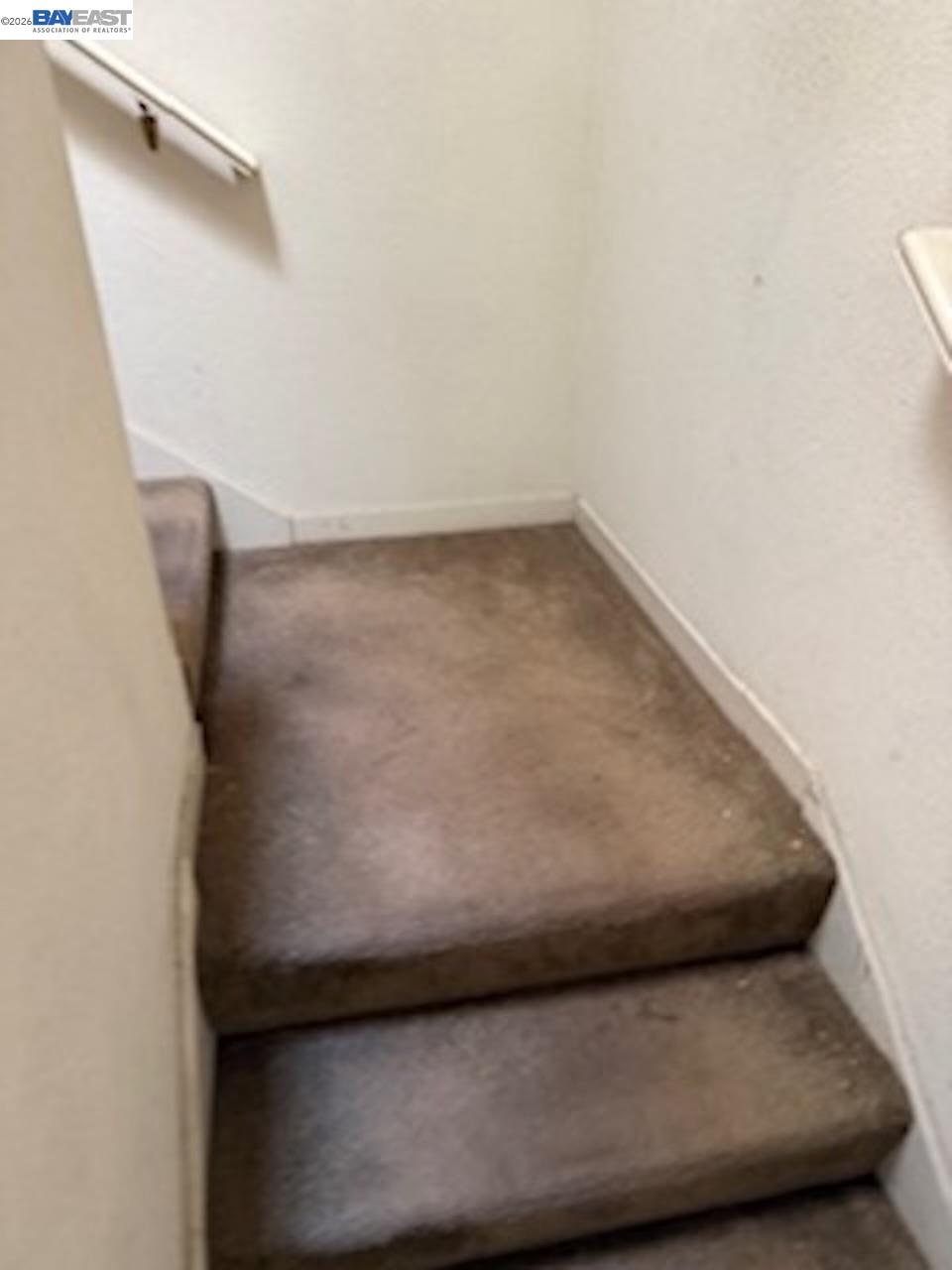 Detail Gallery Image 7 of 20 For 11 Rebecca Ln, San Francisco,  CA 94124 - 2 Beds | 2 Baths