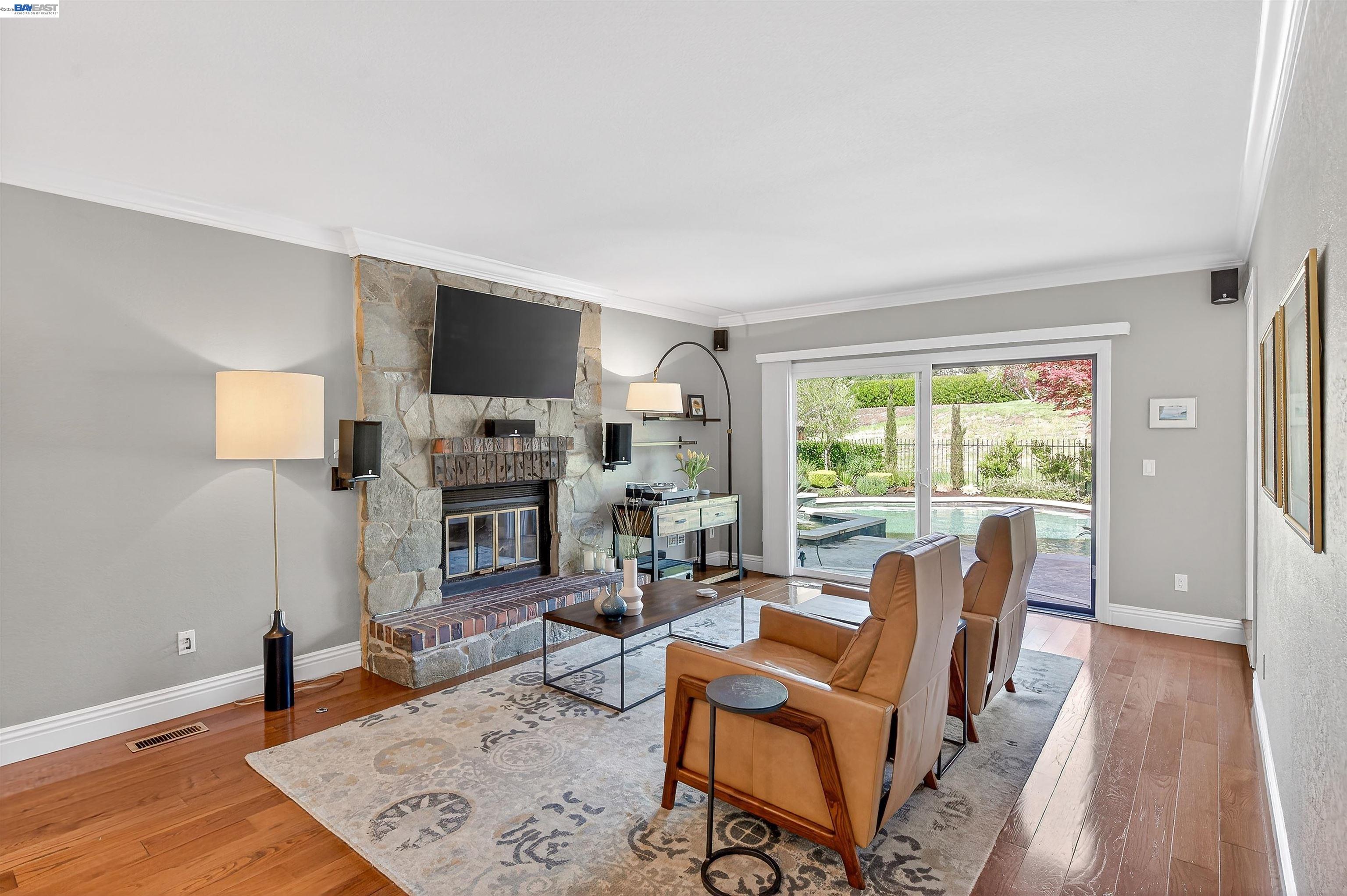 Detail Gallery Image 16 of 40 For 513 Buttonwood Drive, Danville,  CA 94506 - 4 Beds | 3 Baths