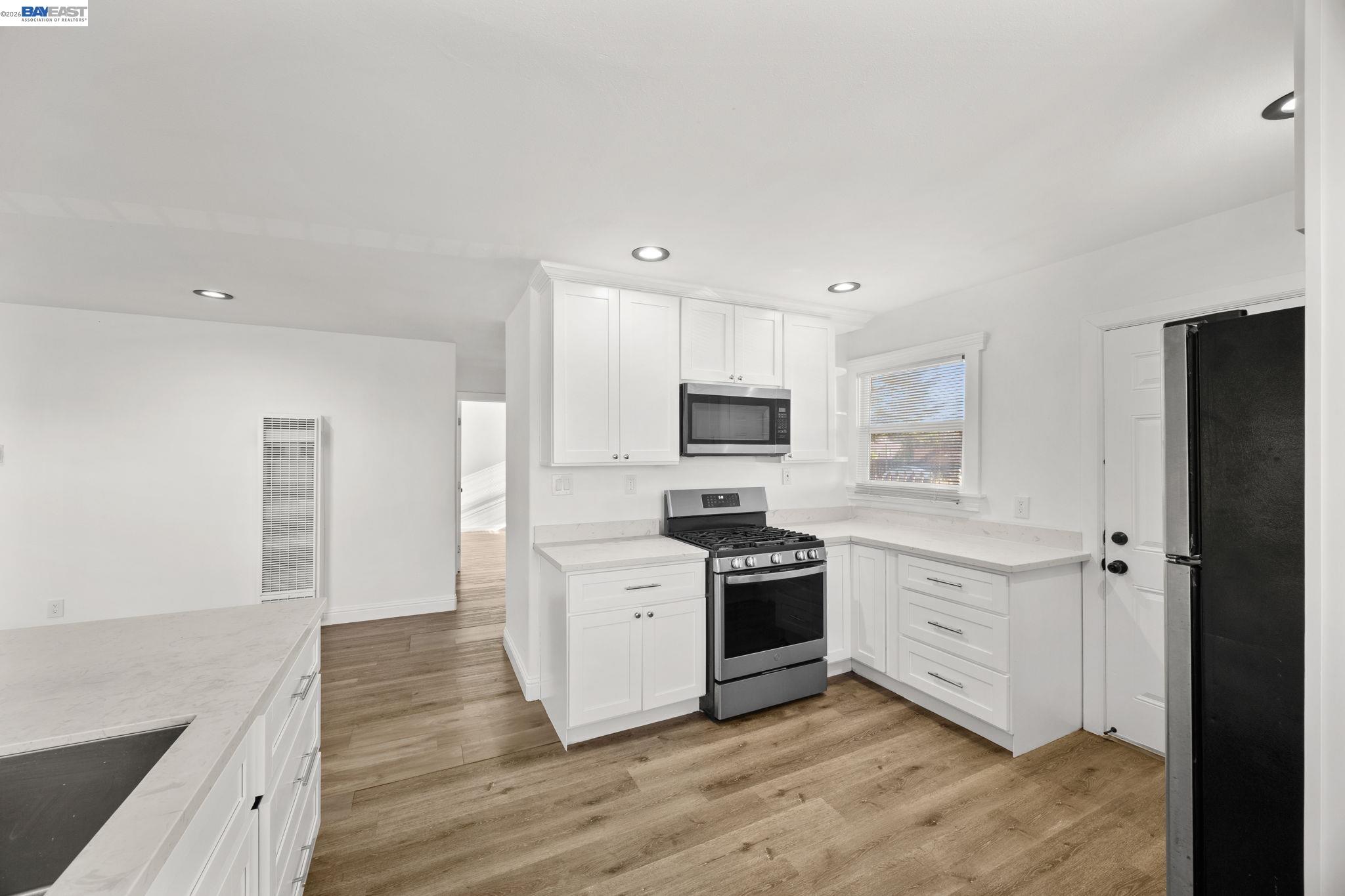 Detail Gallery Image 29 of 42 For 2218 82nd Ave, Oakland,  CA 94605 - – Beds | – Baths