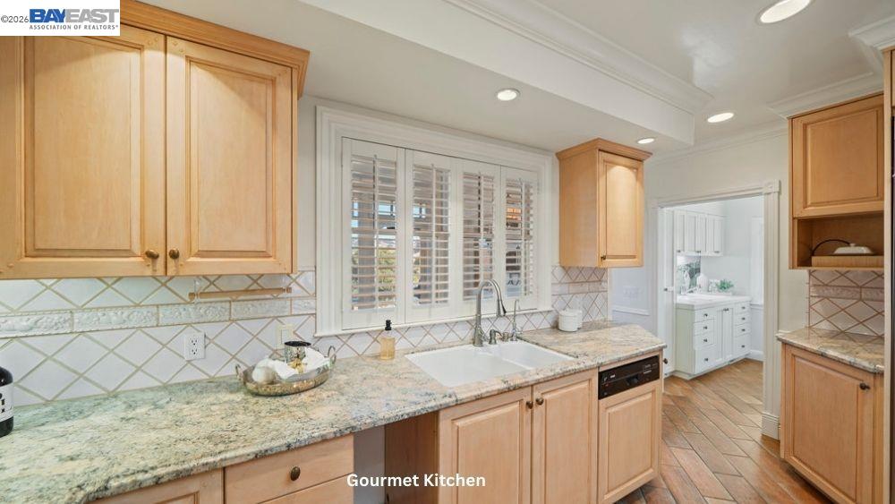 Detail Gallery Image 20 of 60 For 5280 Sheridan Rd, Fremont,  CA 94586 - 4 Beds | 4/1 Baths