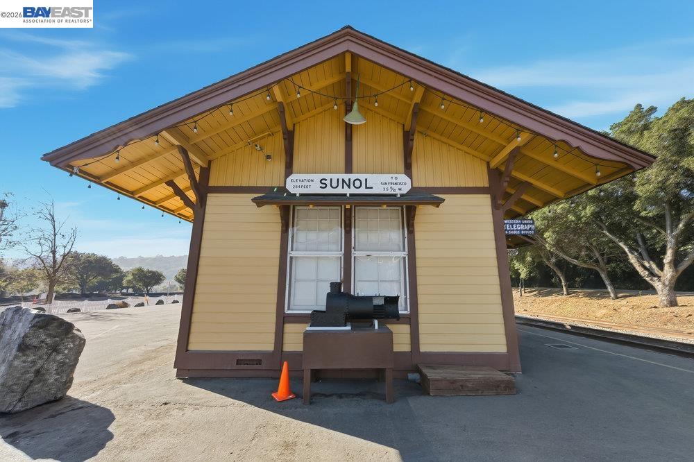 Detail Gallery Image 58 of 60 For 5280 Sheridan Rd, Fremont,  CA 94586 - 4 Beds | 4/1 Baths