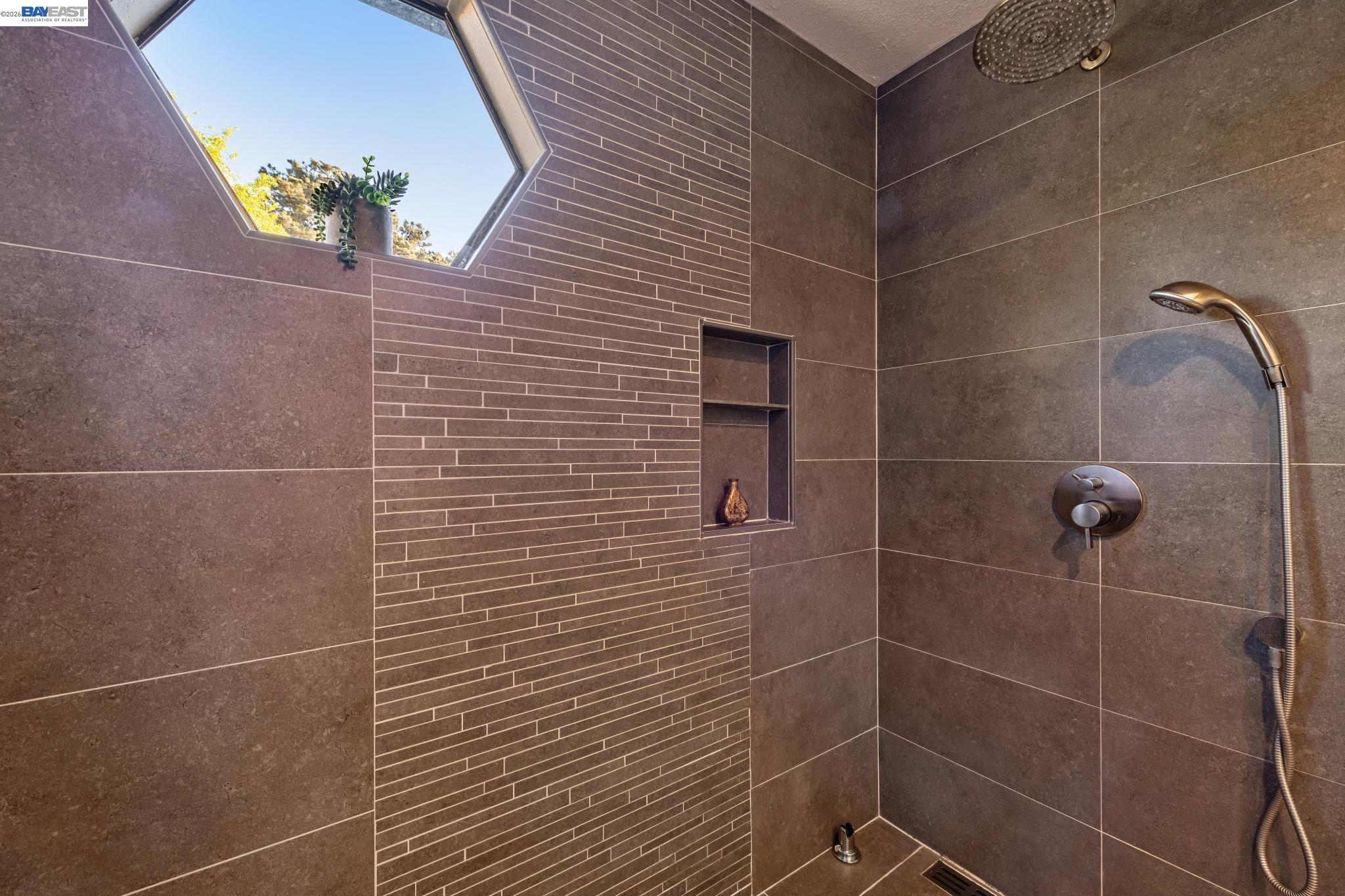 Photo #22: 41128113 Listing: Photo #22