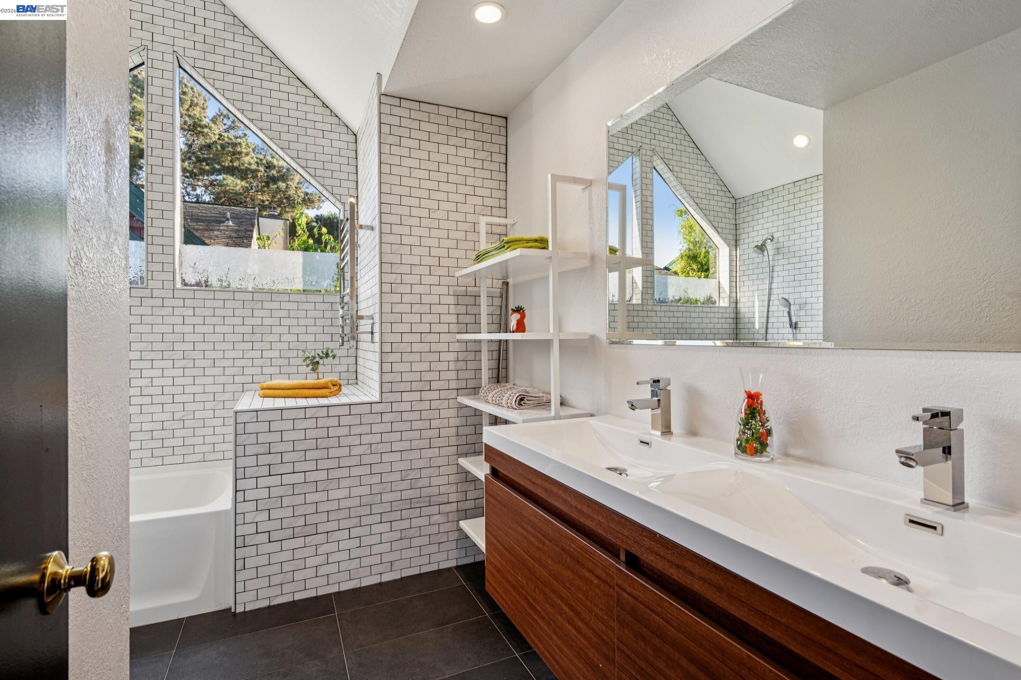 Photo #28: 41128113 Listing: Photo #28