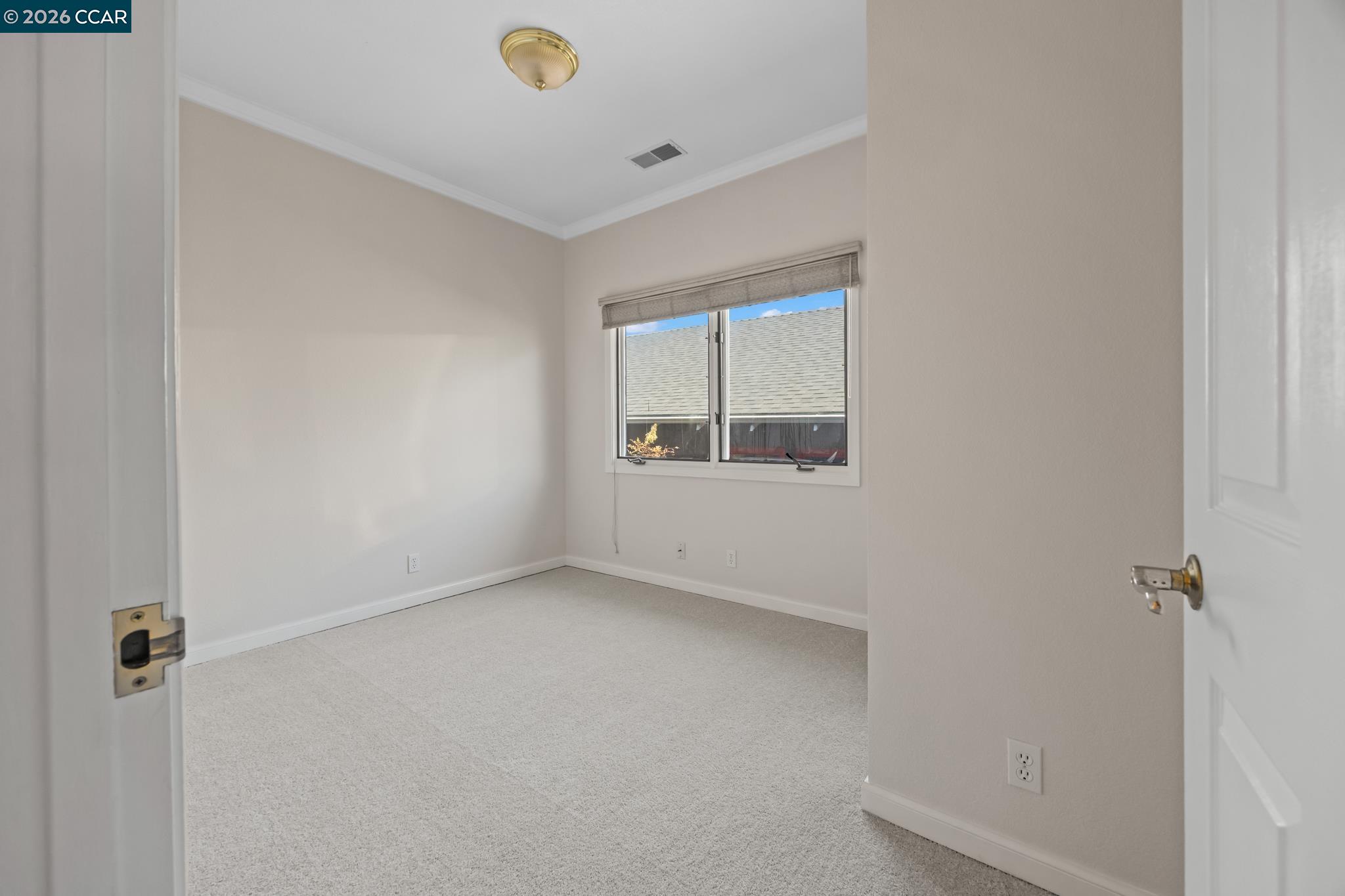 Detail Gallery Image 17 of 47 For 5910 Chabot Rd, Oakland,  CA 94618 - – Beds | – Baths