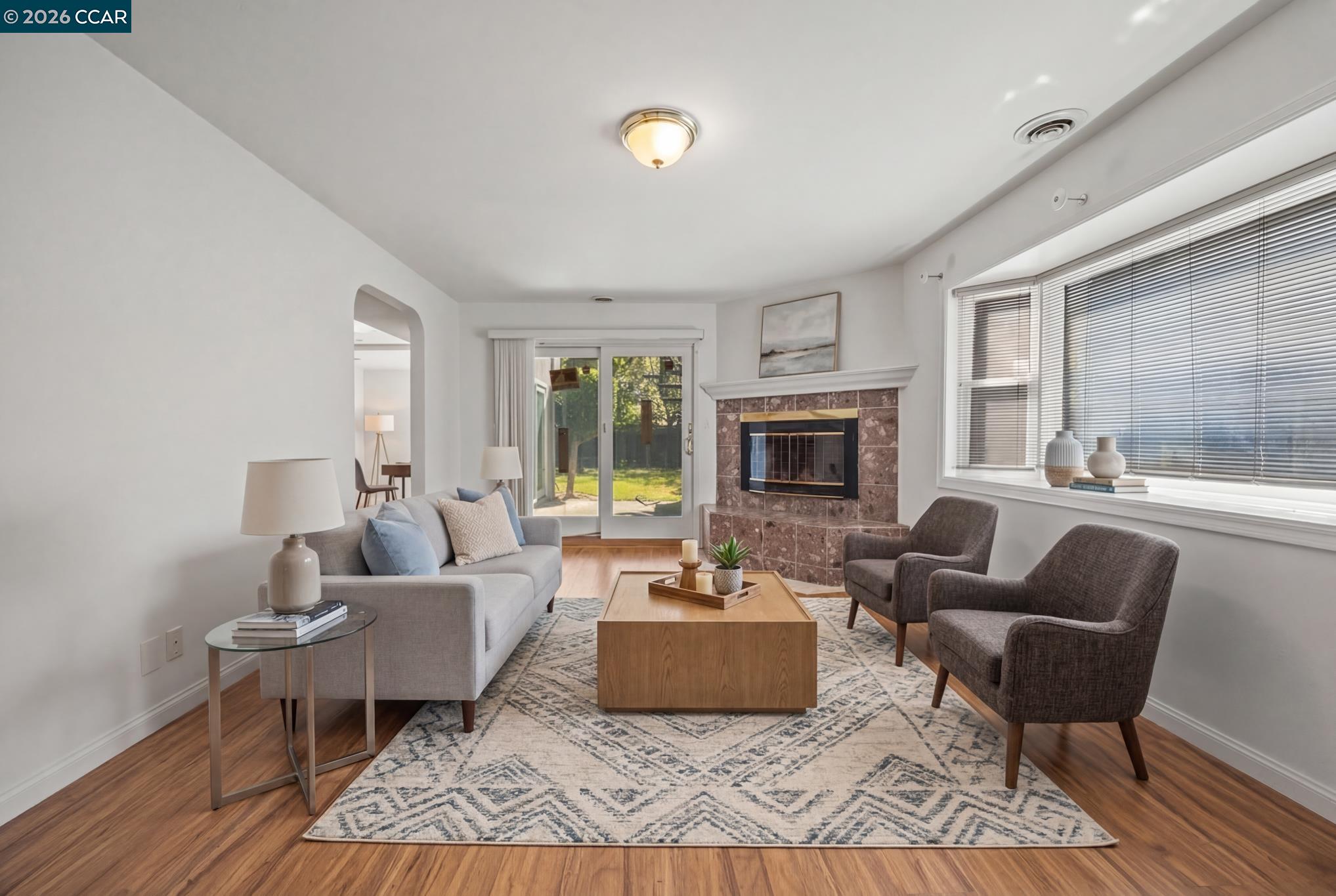 Detail Gallery Image 28 of 47 For 5910 Chabot Rd, Oakland,  CA 94618 - – Beds | – Baths