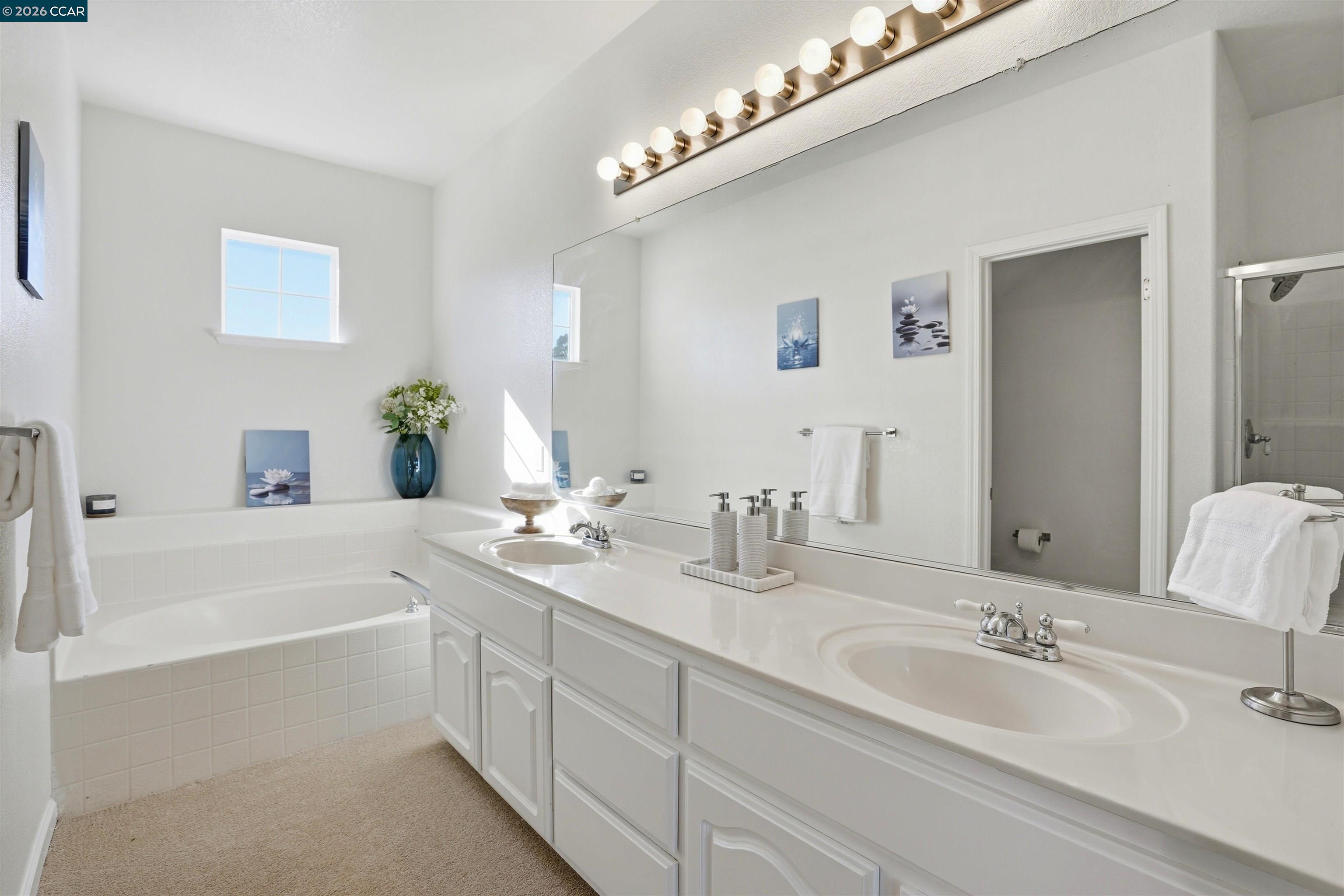 Detail Gallery Image 10 of 18 For 106 Lookout Ct, Hercules,  CA 94547 - 4 Beds | 3 Baths