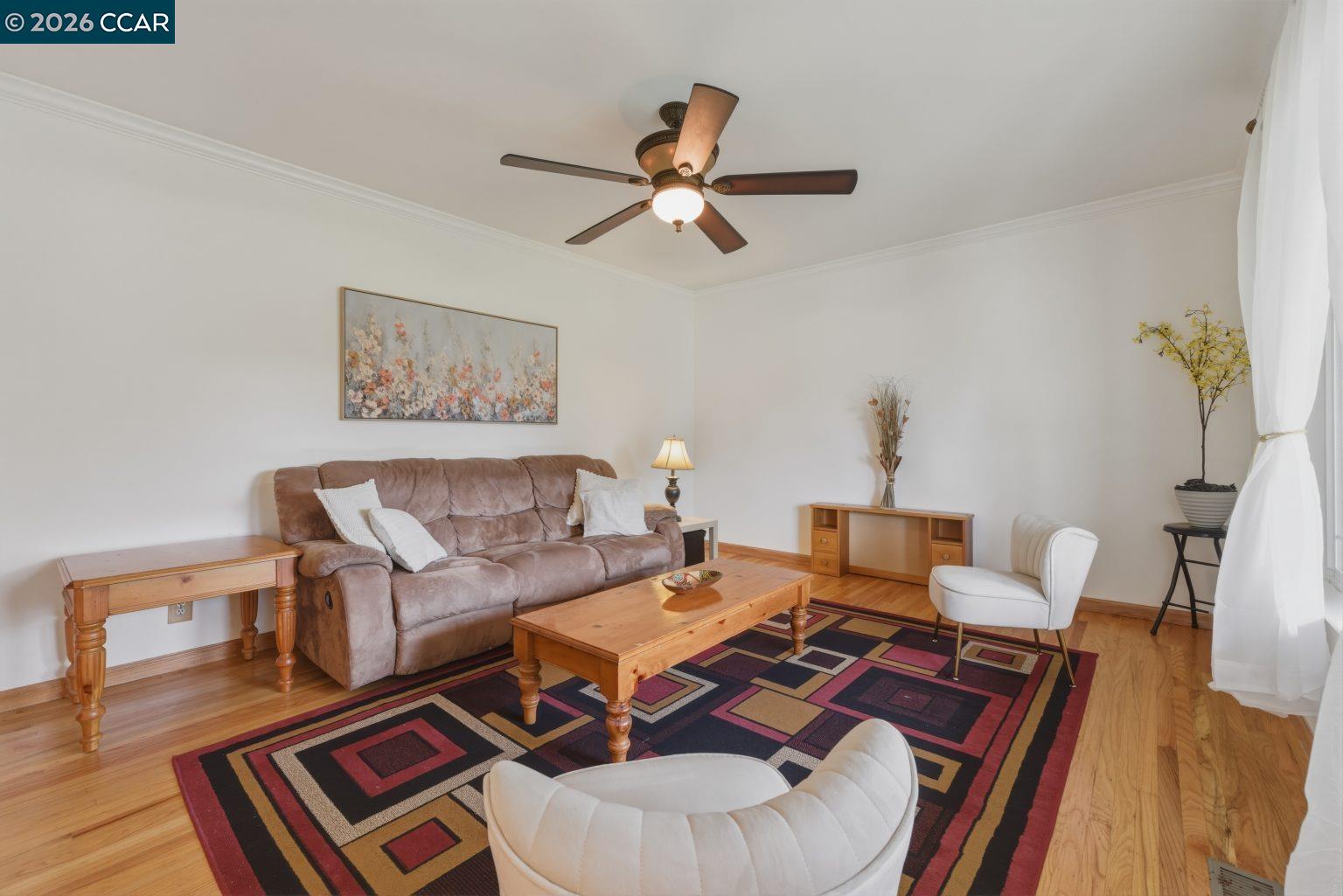 Detail Gallery Image 4 of 60 For 4580 Harper Ct, Pleasanton,  CA 94588 - 3 Beds | 2 Baths