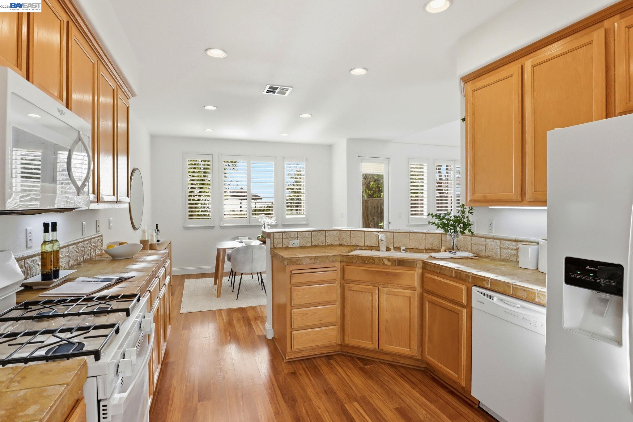 Photo #10: 41128120 Listing: Photo #10