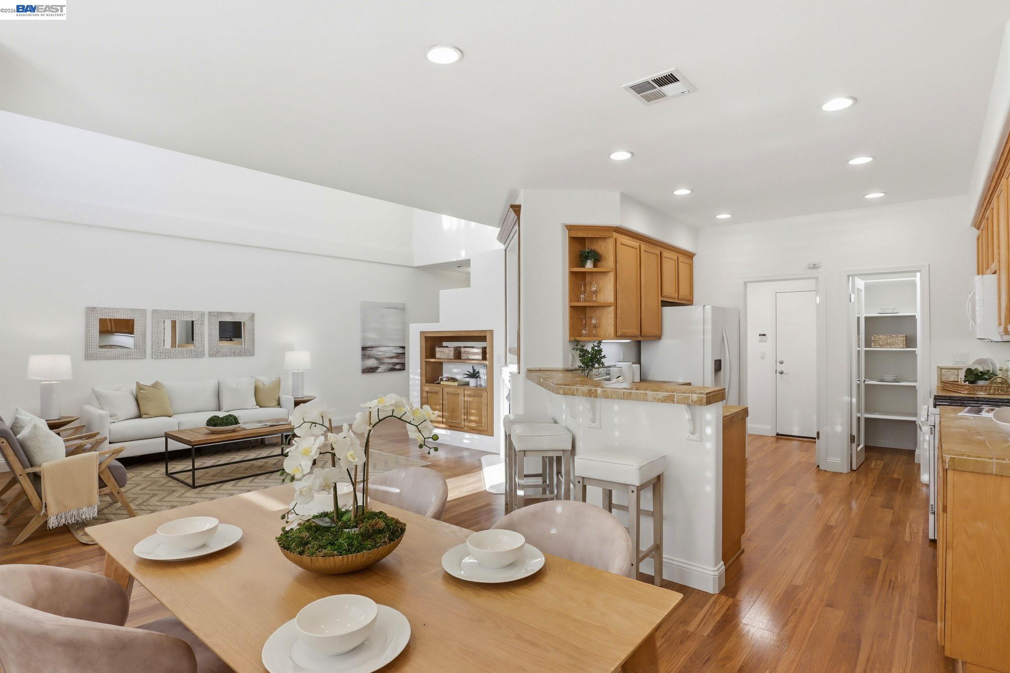 Photo #12: 41128120 Listing: Photo #12