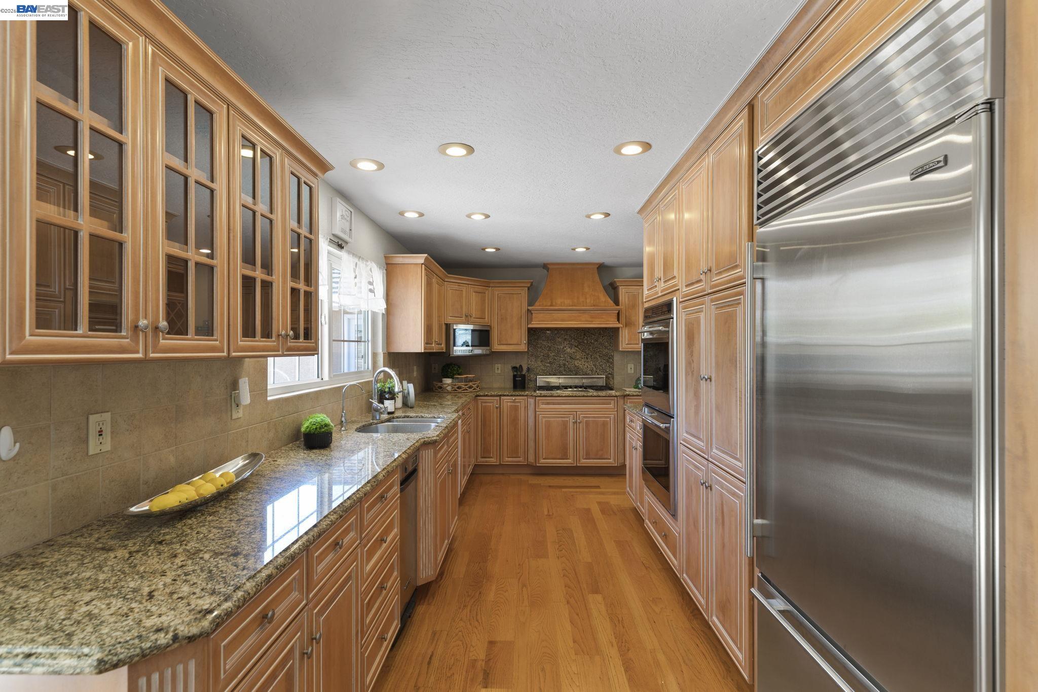 Detail Gallery Image 11 of 60 For 38236 Kimbro St, Fremont,  CA 94536 - 5 Beds | 3 Baths