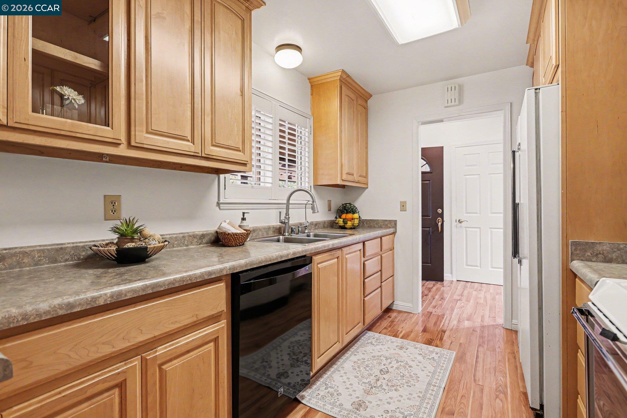 Detail Gallery Image 6 of 45 For 1451 Franklin Canyon Rd, Martinez,  CA 94553 - 3 Beds | 2 Baths