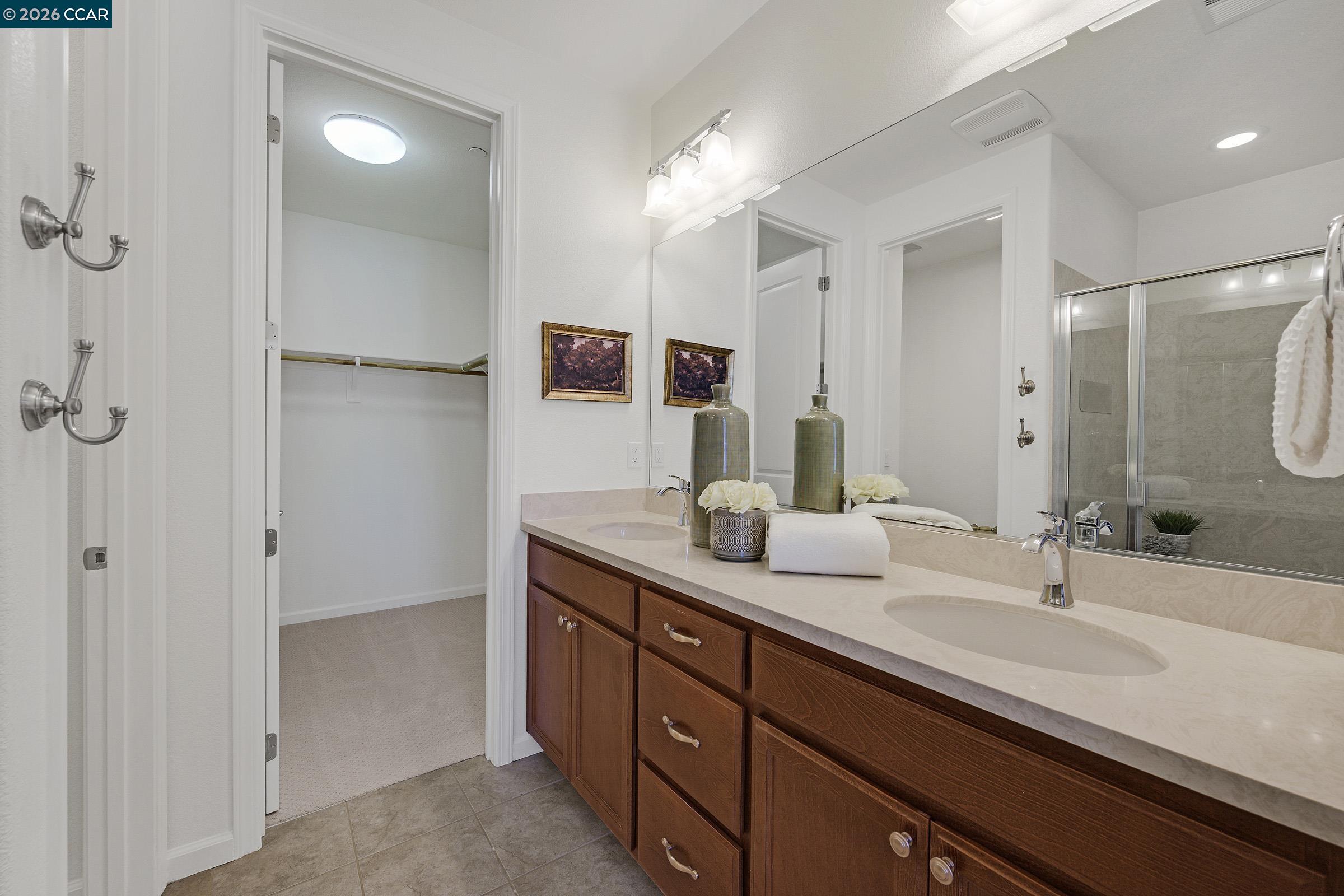 Photo #33: 41128124 Listing: Photo #33