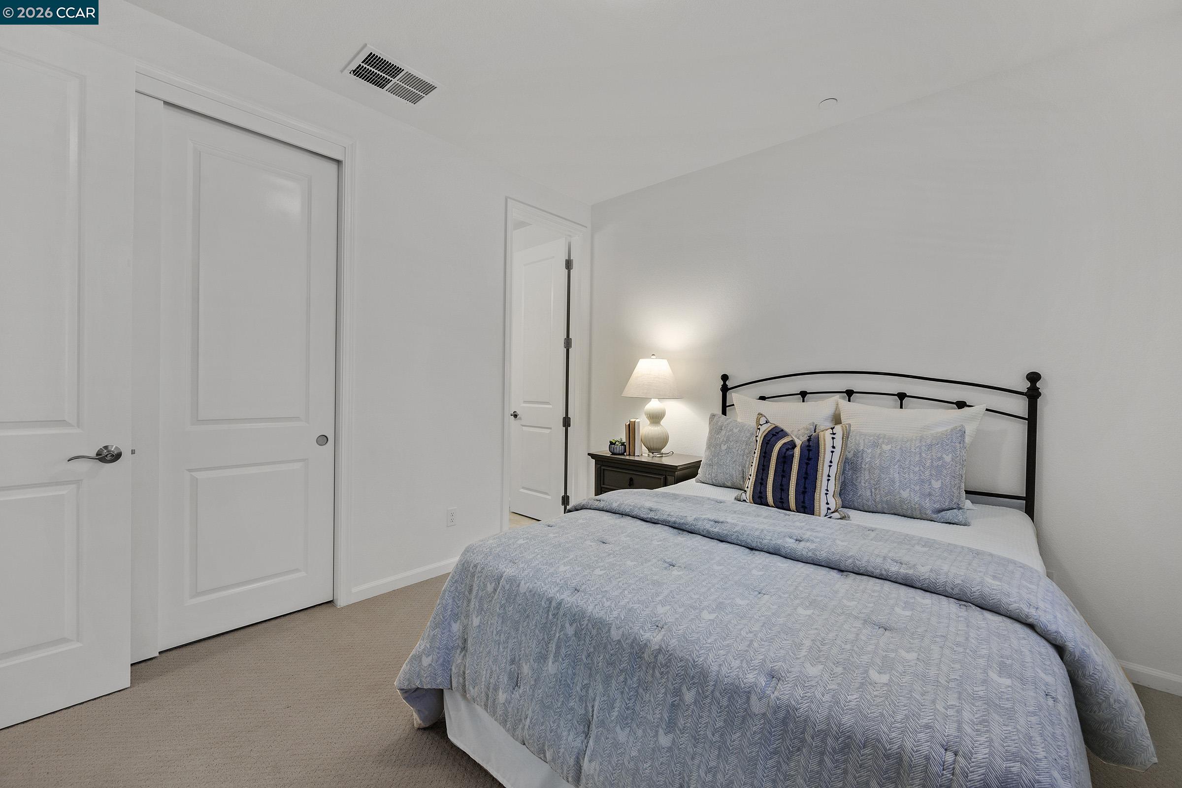 Photo #7: 41128124 Listing: Photo #7