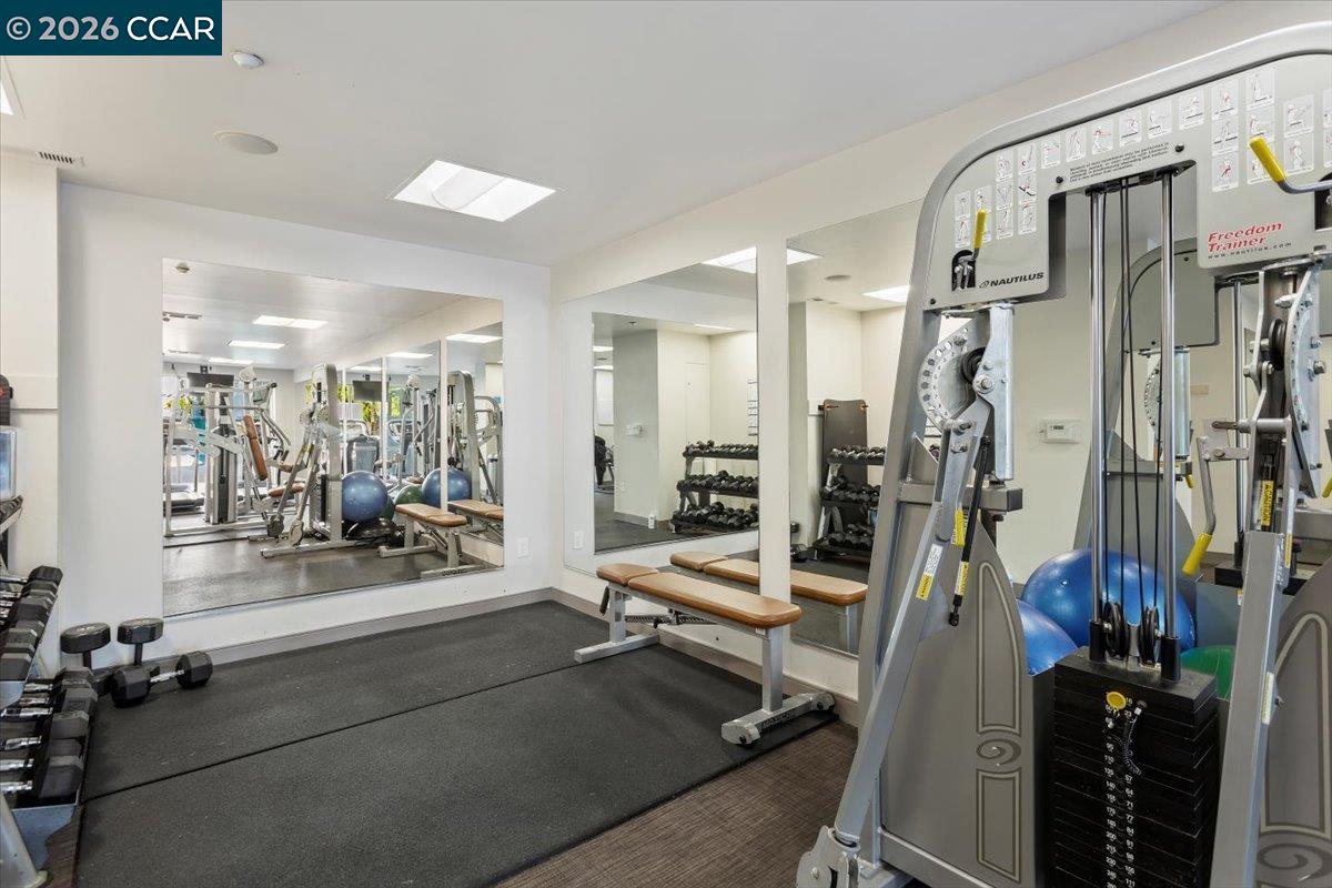 Photo #21: 41128126 Listing: Photo #21