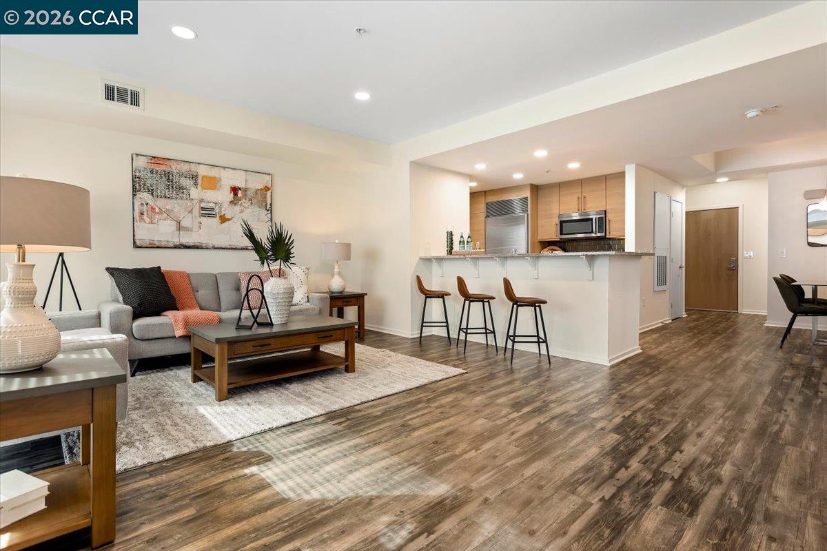 Photo #5: 41128126 Listing: Photo #5