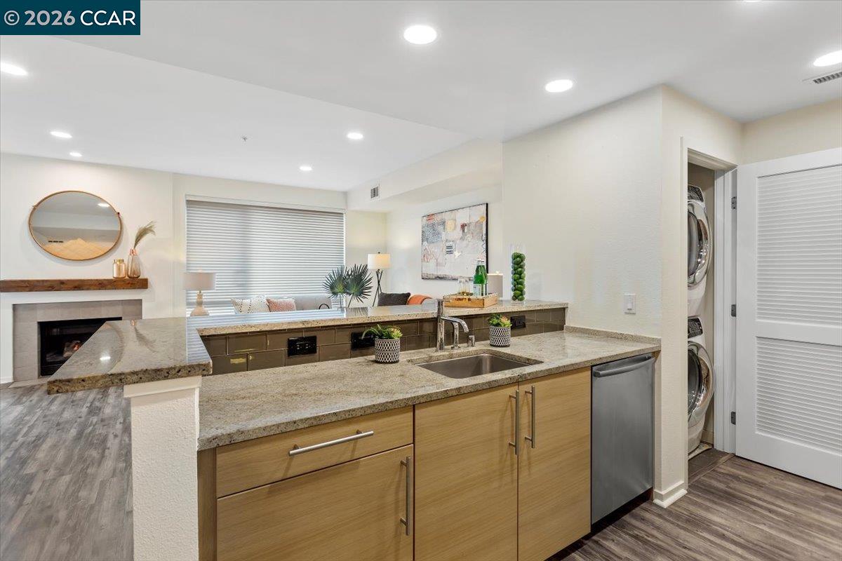 Photo #8: 41128126 Listing: Photo #8